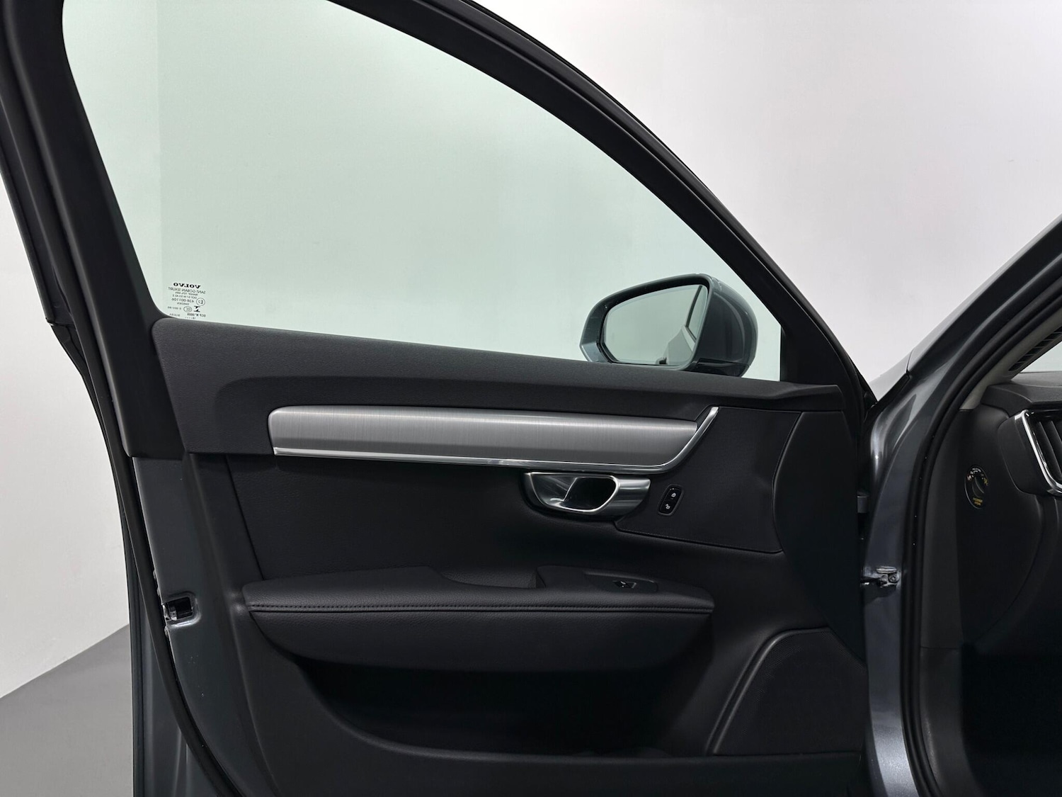 Used Volvo V90 2018 for sale - 76878880: Photo 35