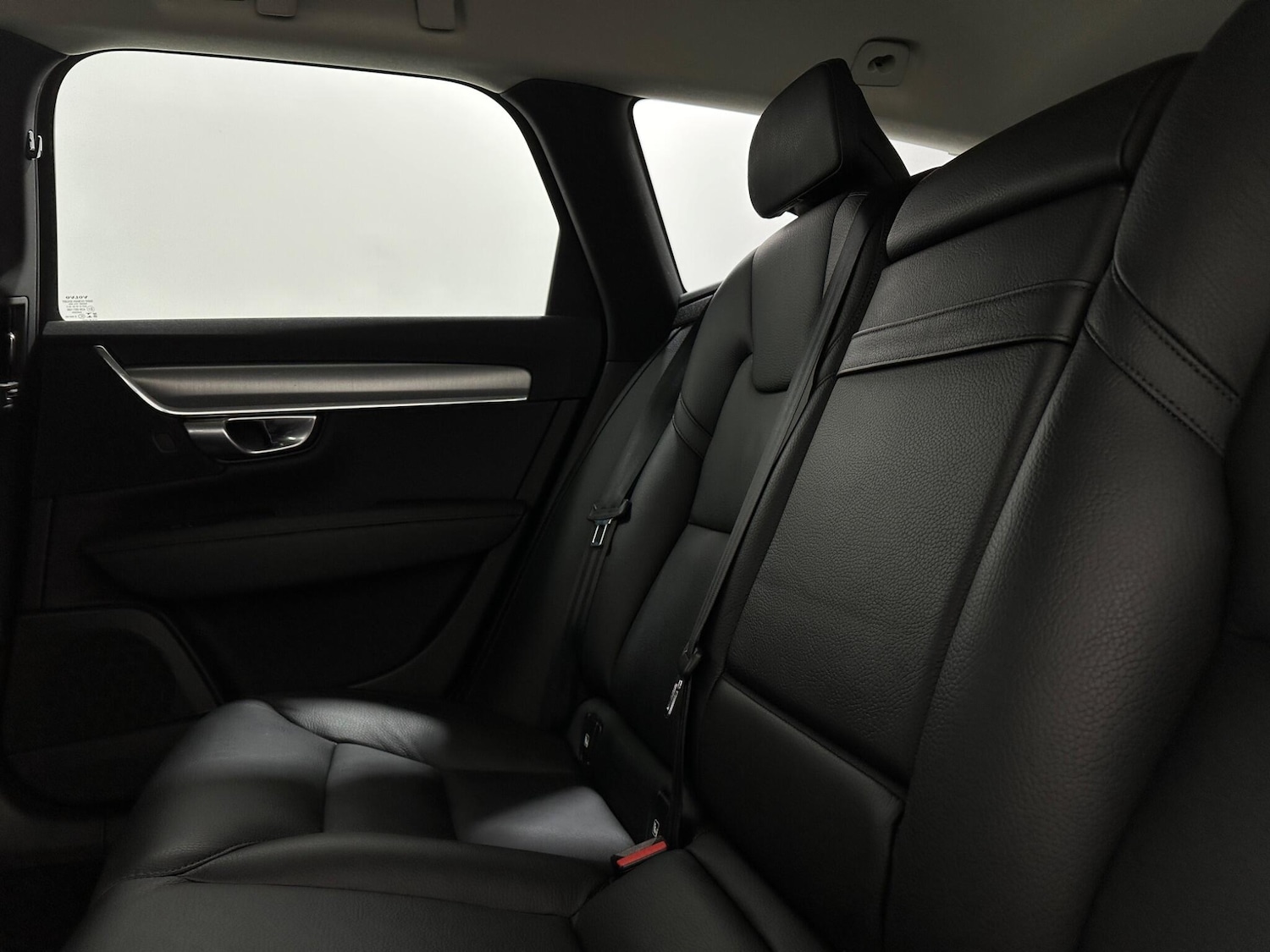 Used Volvo V90 2018 for sale - 76878880: Photo 37