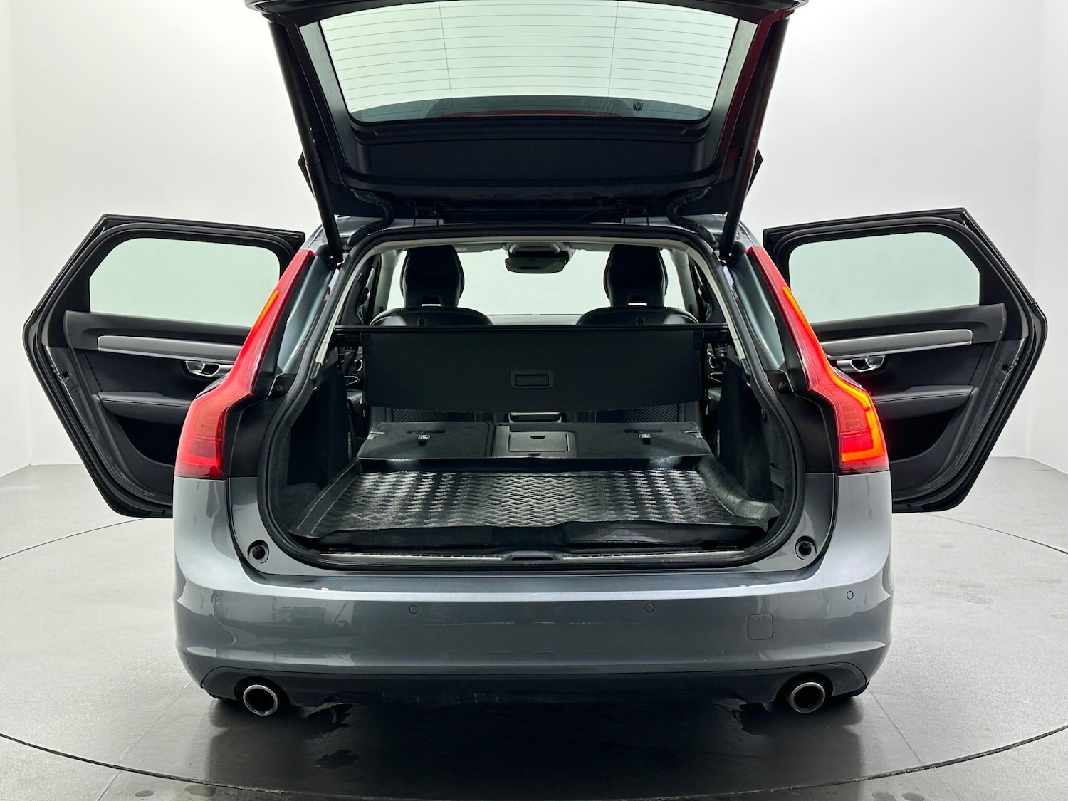 Used Volvo V90 2018 for sale - 76878880: Photo 43