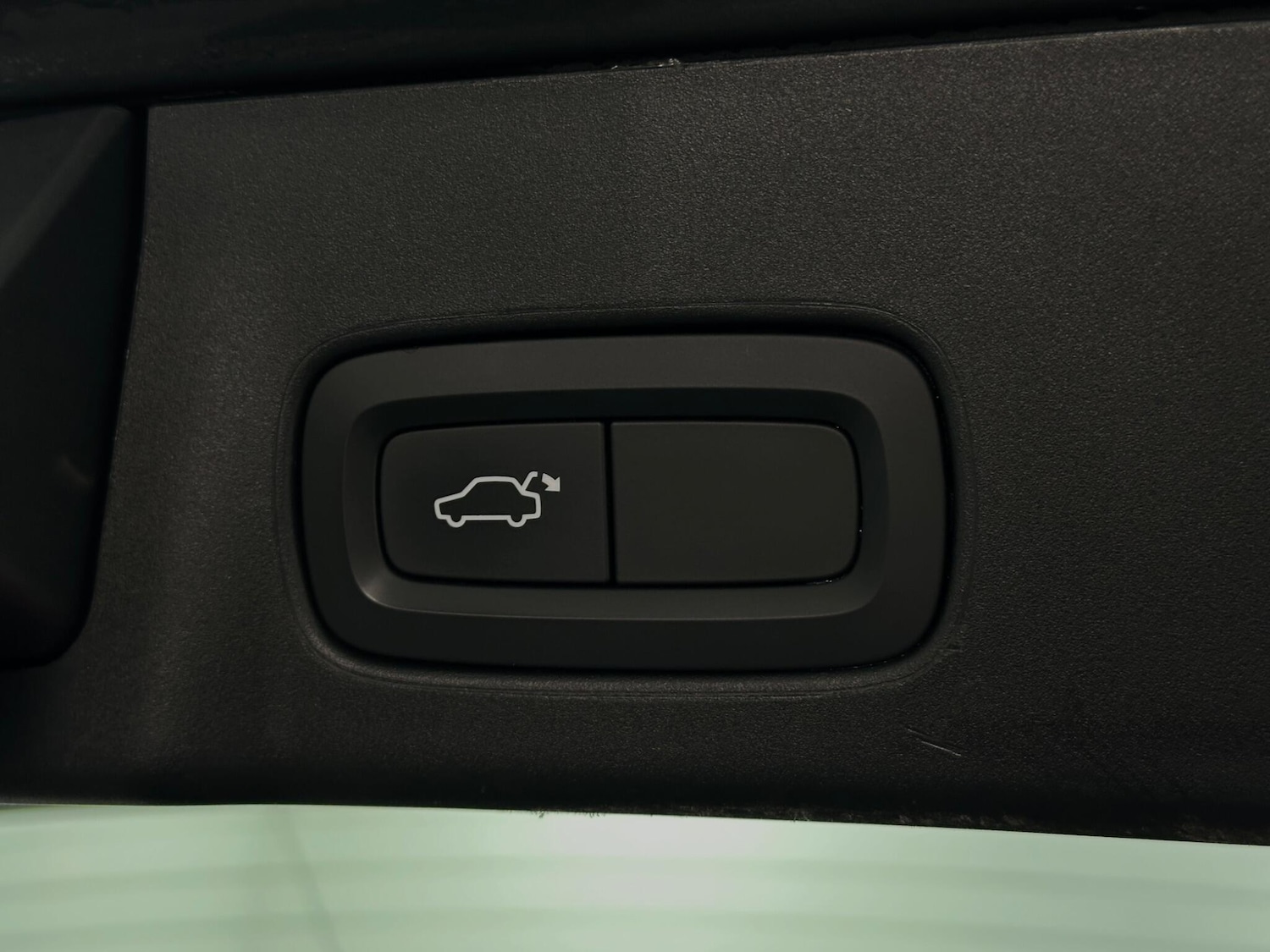 Used Volvo V90 2018 for sale - 76878880: Photo 47