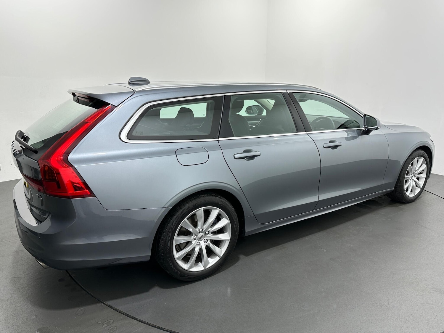 Used Volvo V90 2018 for sale - 76878880: Photo 51