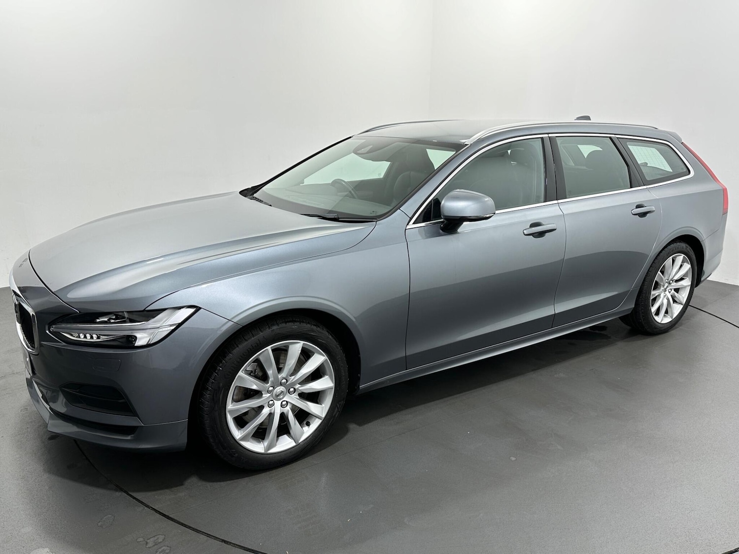 Used Volvo V90 2018 for sale - 76878880: Photo 53