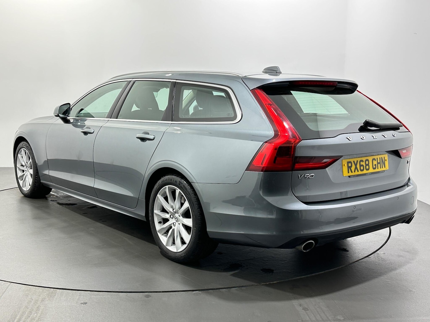 Used Volvo V90 2018 for sale - 76878880: Photo 6