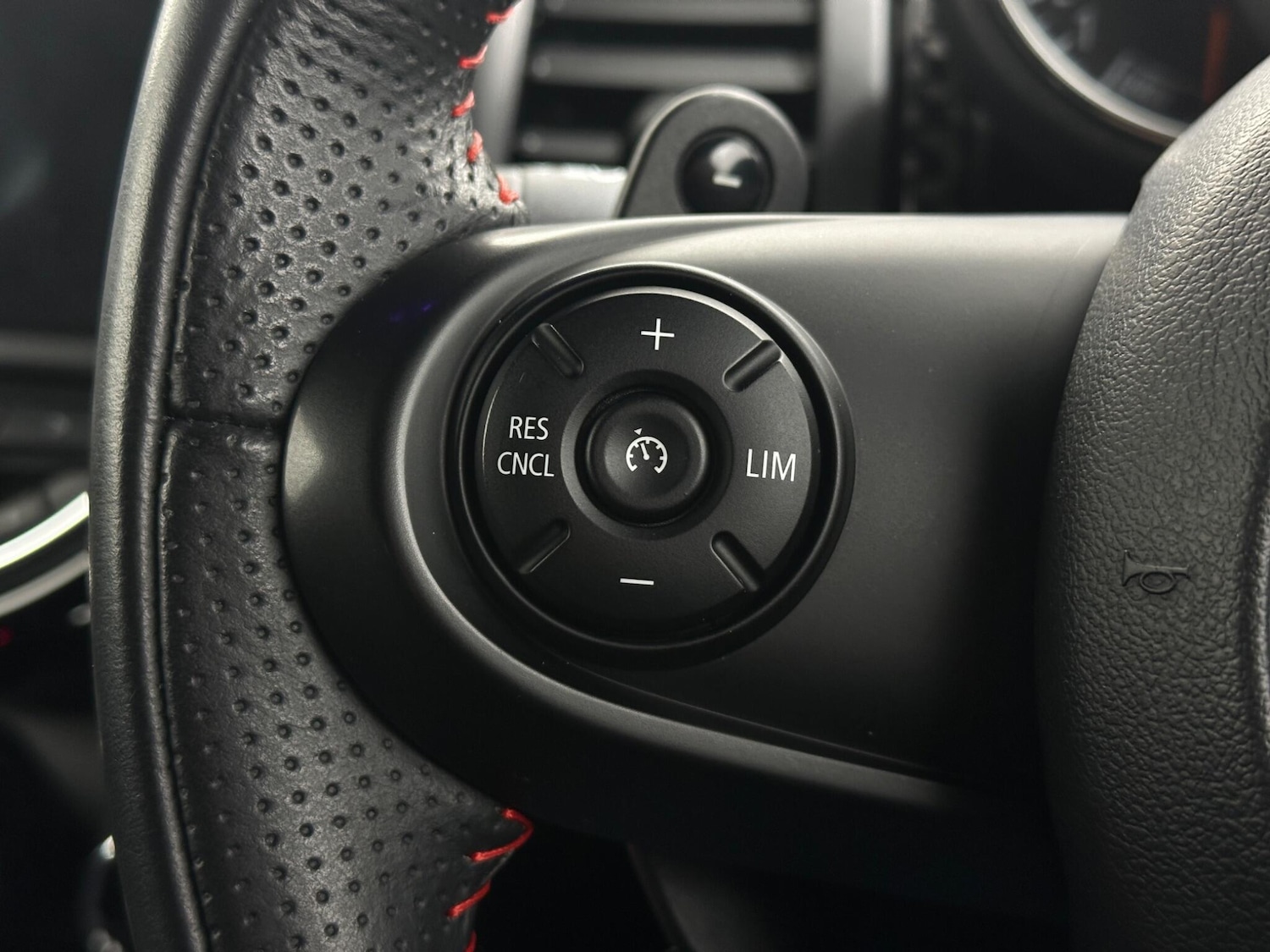 Used MINI Hatch 2020 for sale - 76878856: Photo 13