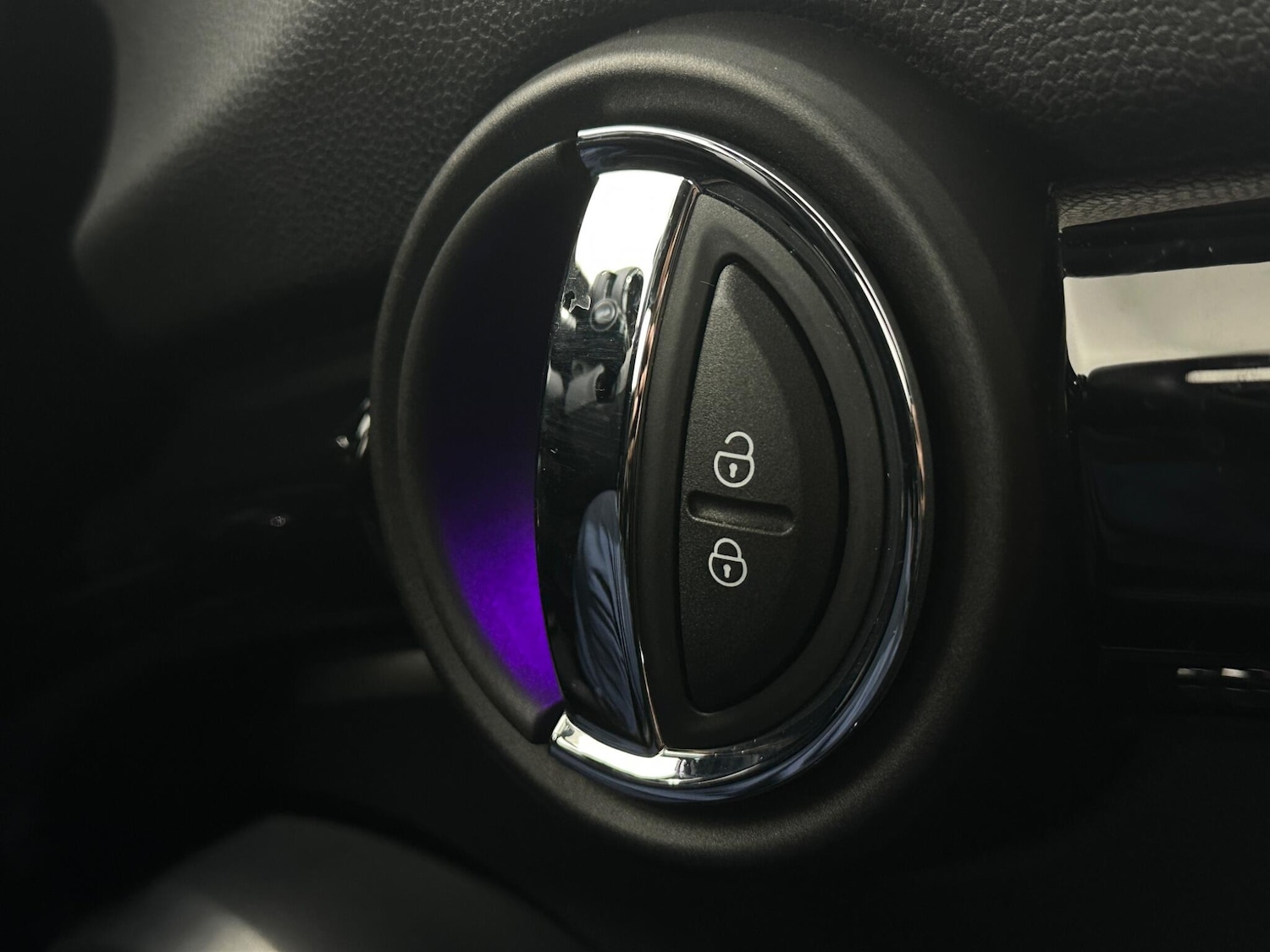 Used MINI Hatch 2020 for sale - 76878856: Photo 17