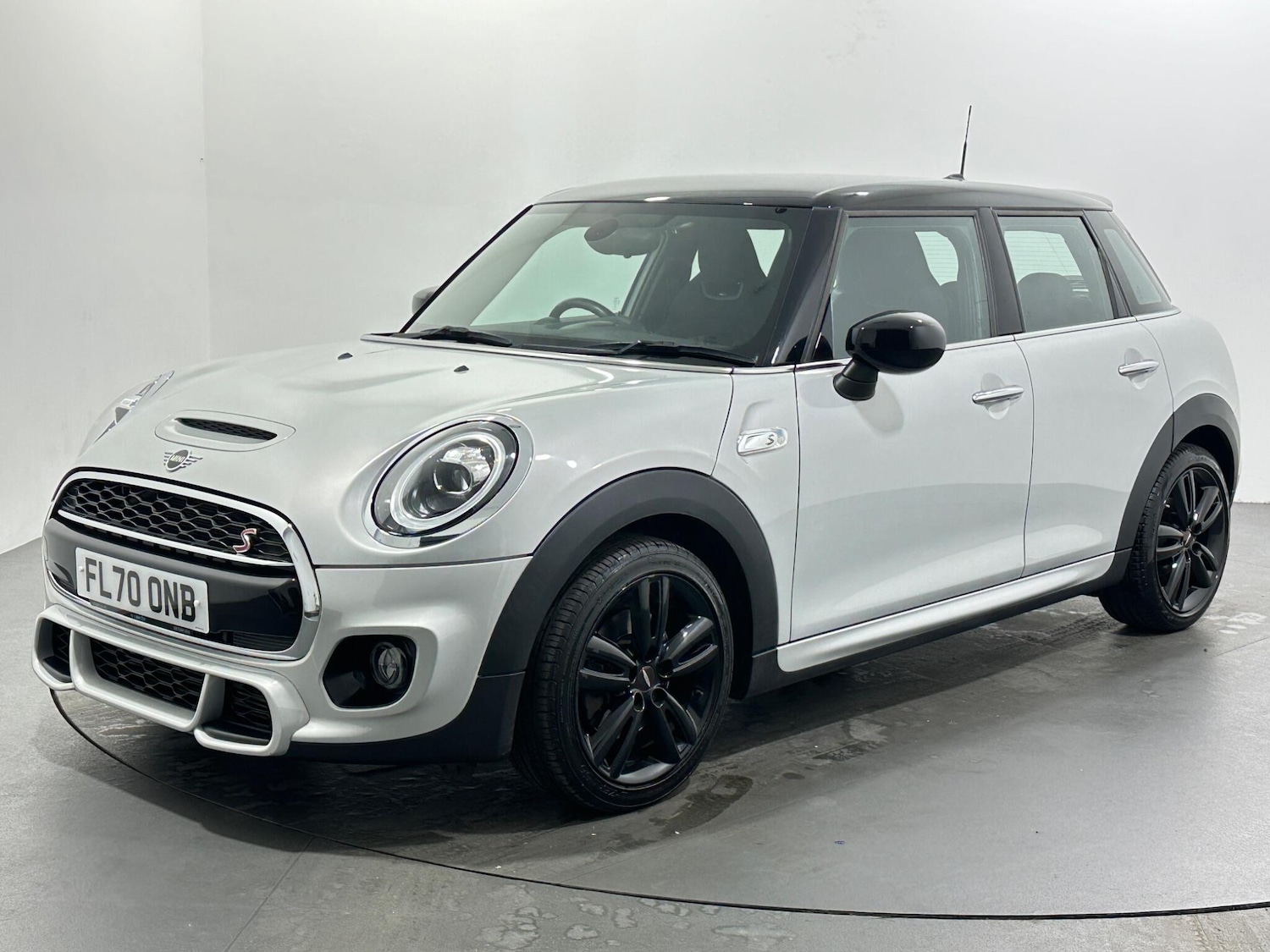Used MINI Hatch 2020 for sale - 76878856: Photo 4
