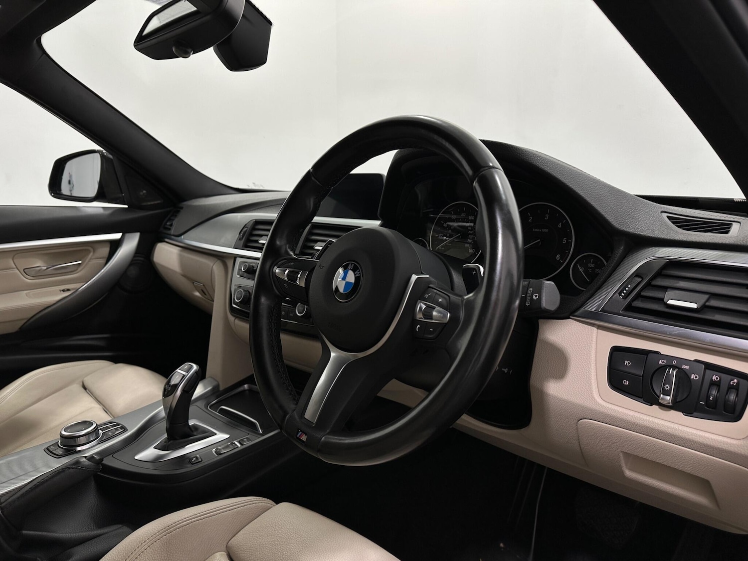 Used BMW 3 Series 2018 for sale - 76878454: Photo 10