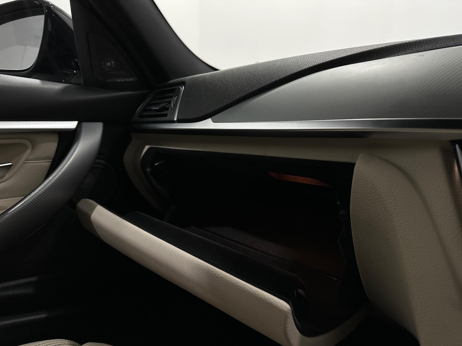 Used BMW 3 Series 2018 for sale - 76878454: Photo 28