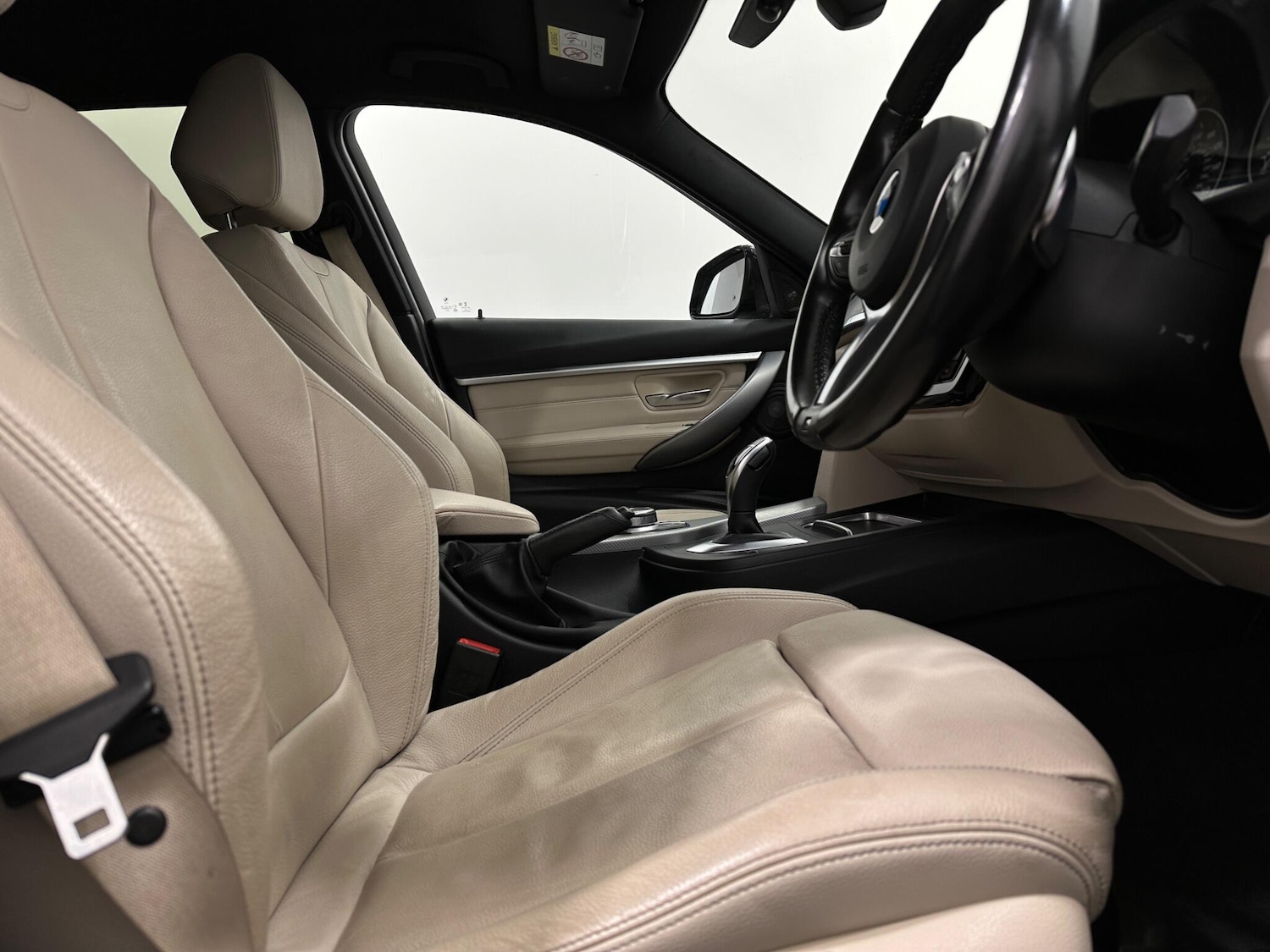 Used BMW 3 Series 2018 for sale - 76878454: Photo 31