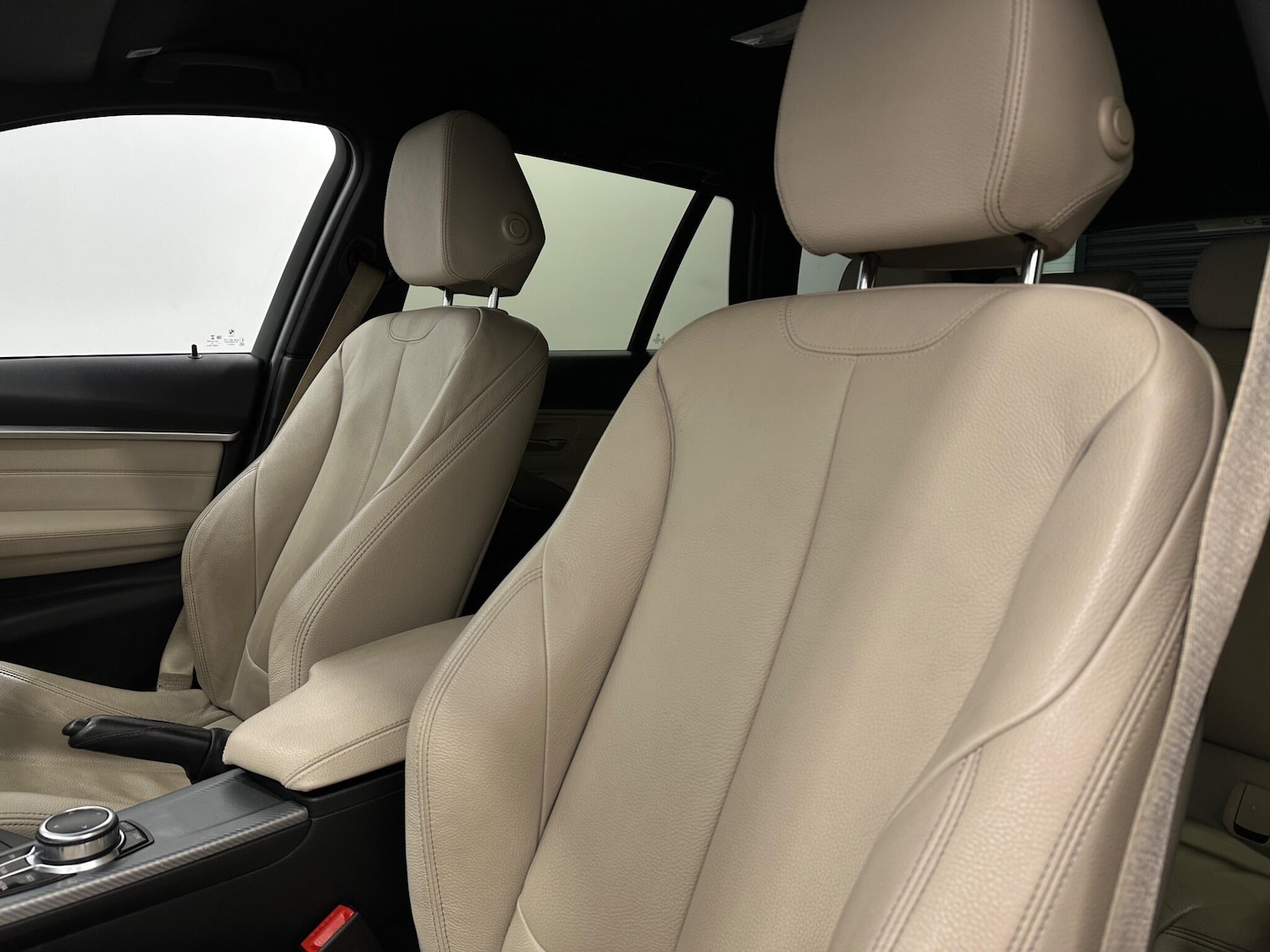 Used BMW 3 Series 2018 for sale - 76878454: Photo 36