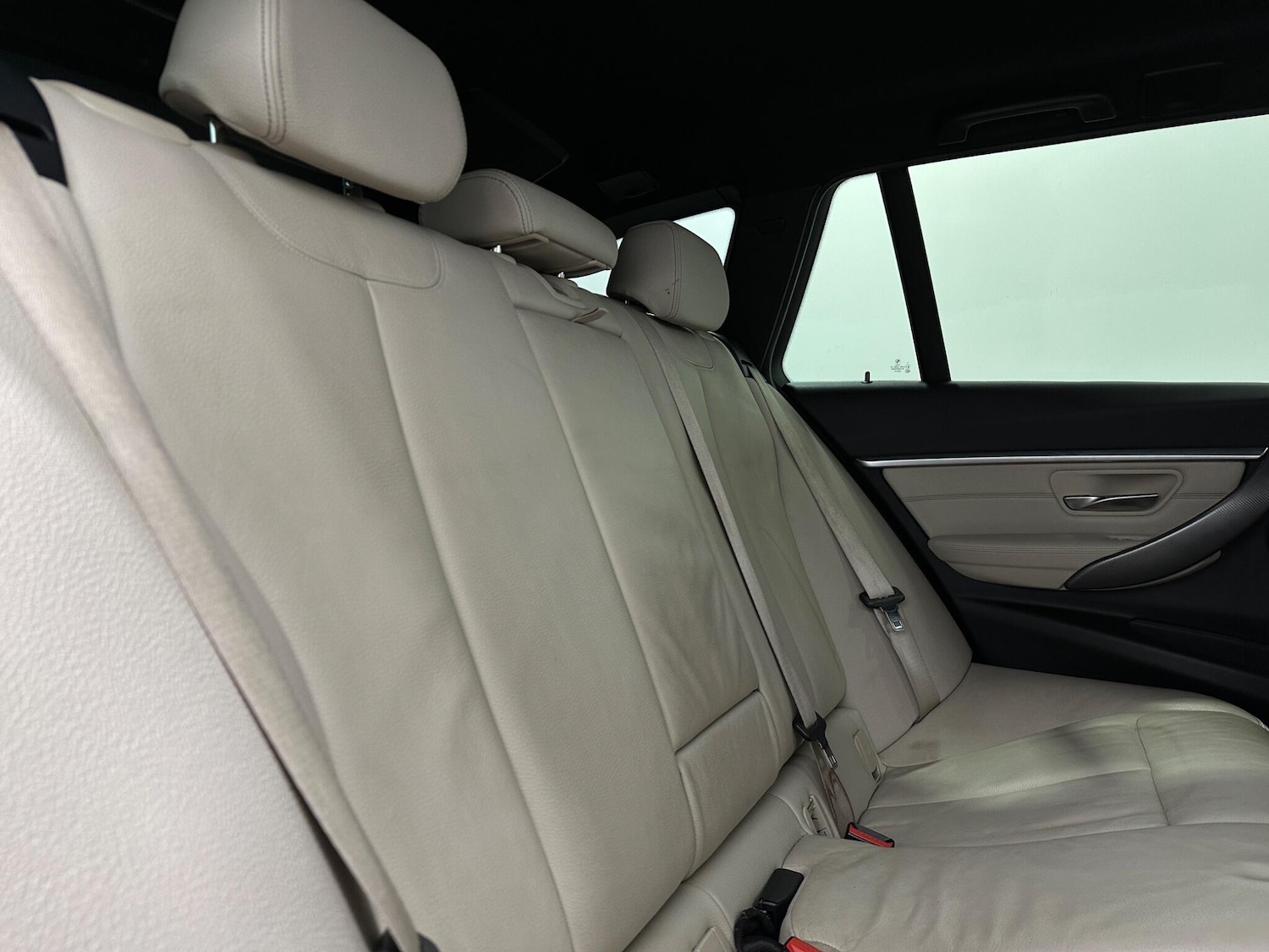 Used BMW 3 Series 2018 for sale - 76878454: Photo 42