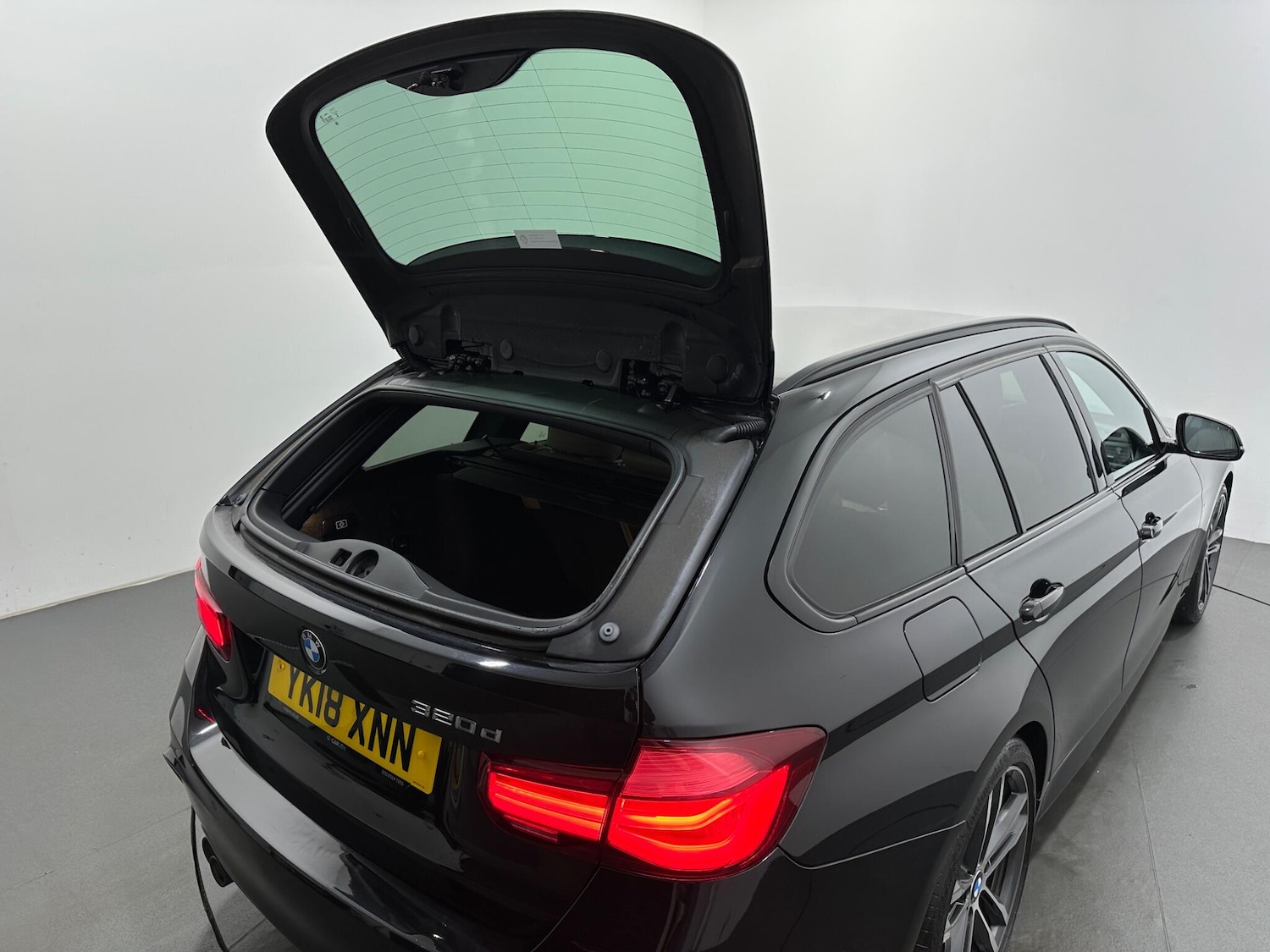 Used BMW 3 Series 2018 for sale - 76878454: Photo 49