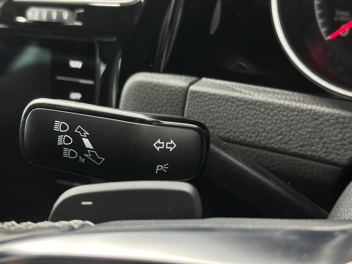 Used Volkswagen Golf 2018 for sale - 77784189: Photo 13