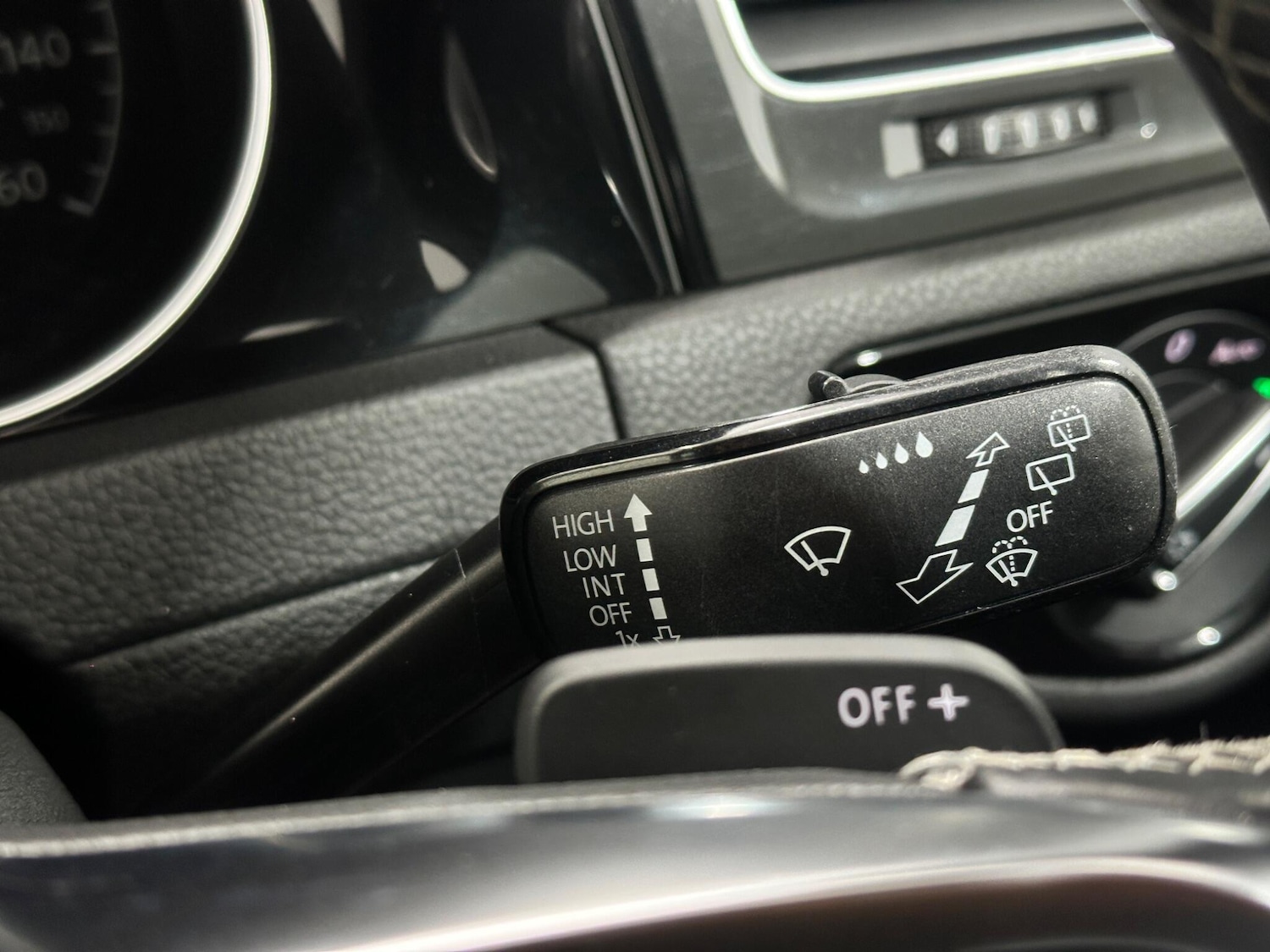 Used Volkswagen Golf 2018 for sale - 77784189: Photo 16