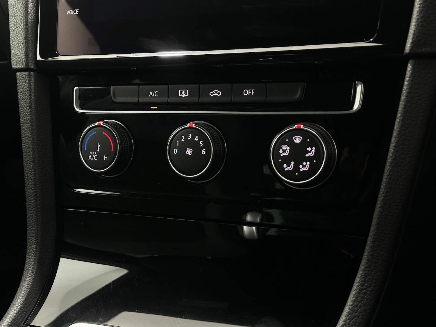 Used Volkswagen Golf 2018 for sale - 77784189: Photo 22