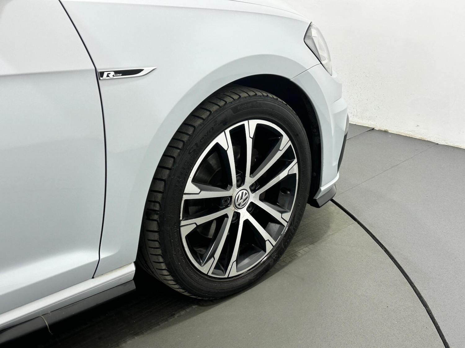 Used Volkswagen Golf 2018 for sale - 77784189: Photo 52