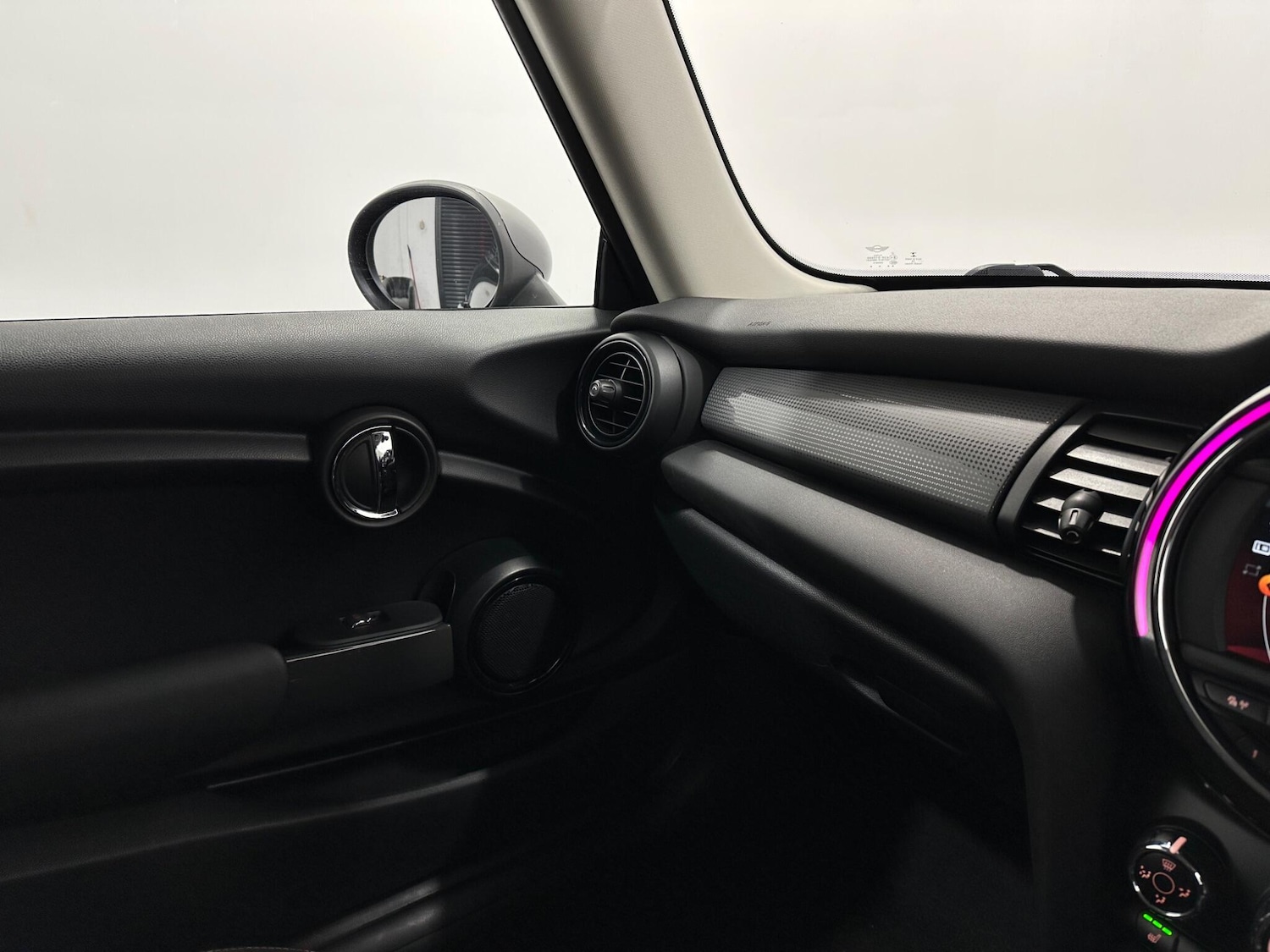 Used MINI Hatch 2018 for sale - 77091775: Photo 23