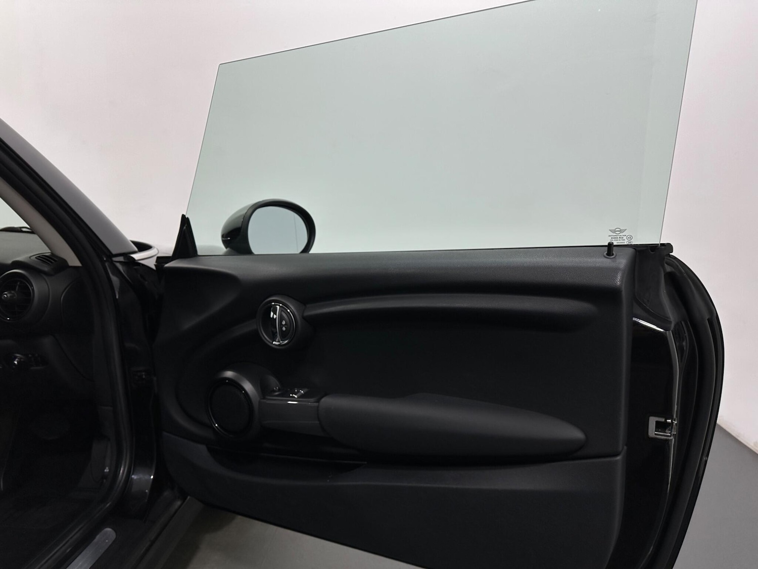 Used MINI Hatch 2018 for sale - 77091775: Photo 30