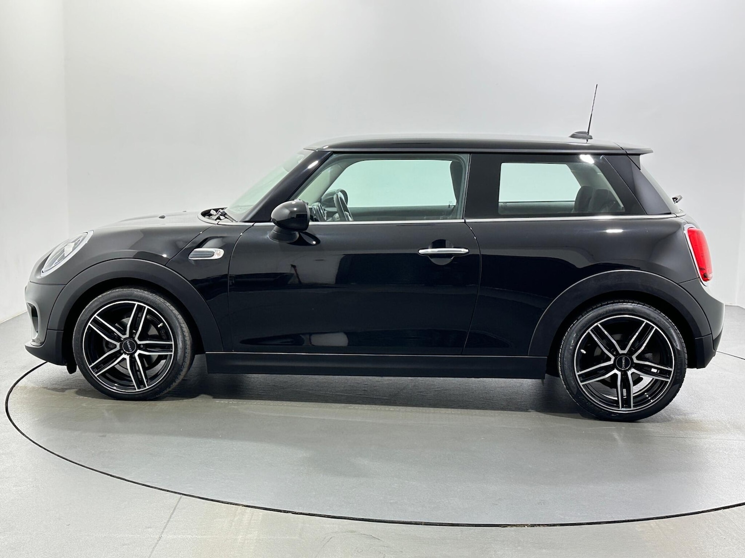 Used MINI Hatch 2018 for sale - 77091775: Photo 5