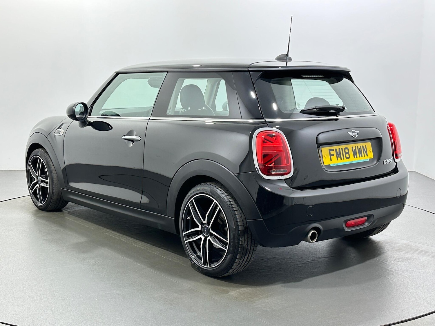 Used MINI Hatch 2018 for sale - 77091775: Photo 6