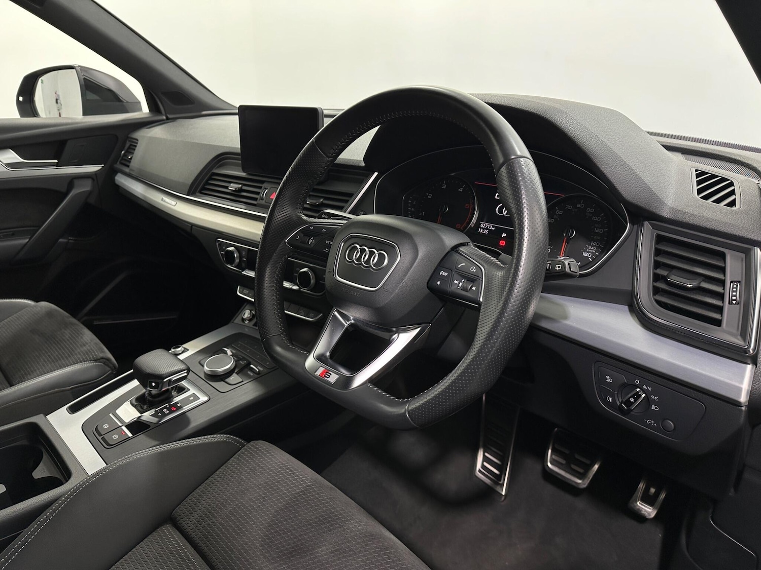Used Audi Q5 2018 for sale - 76878953: Photo 10