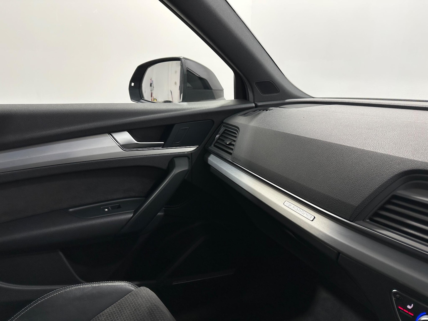 Used Audi Q5 2018 for sale - 76878953: Photo 28