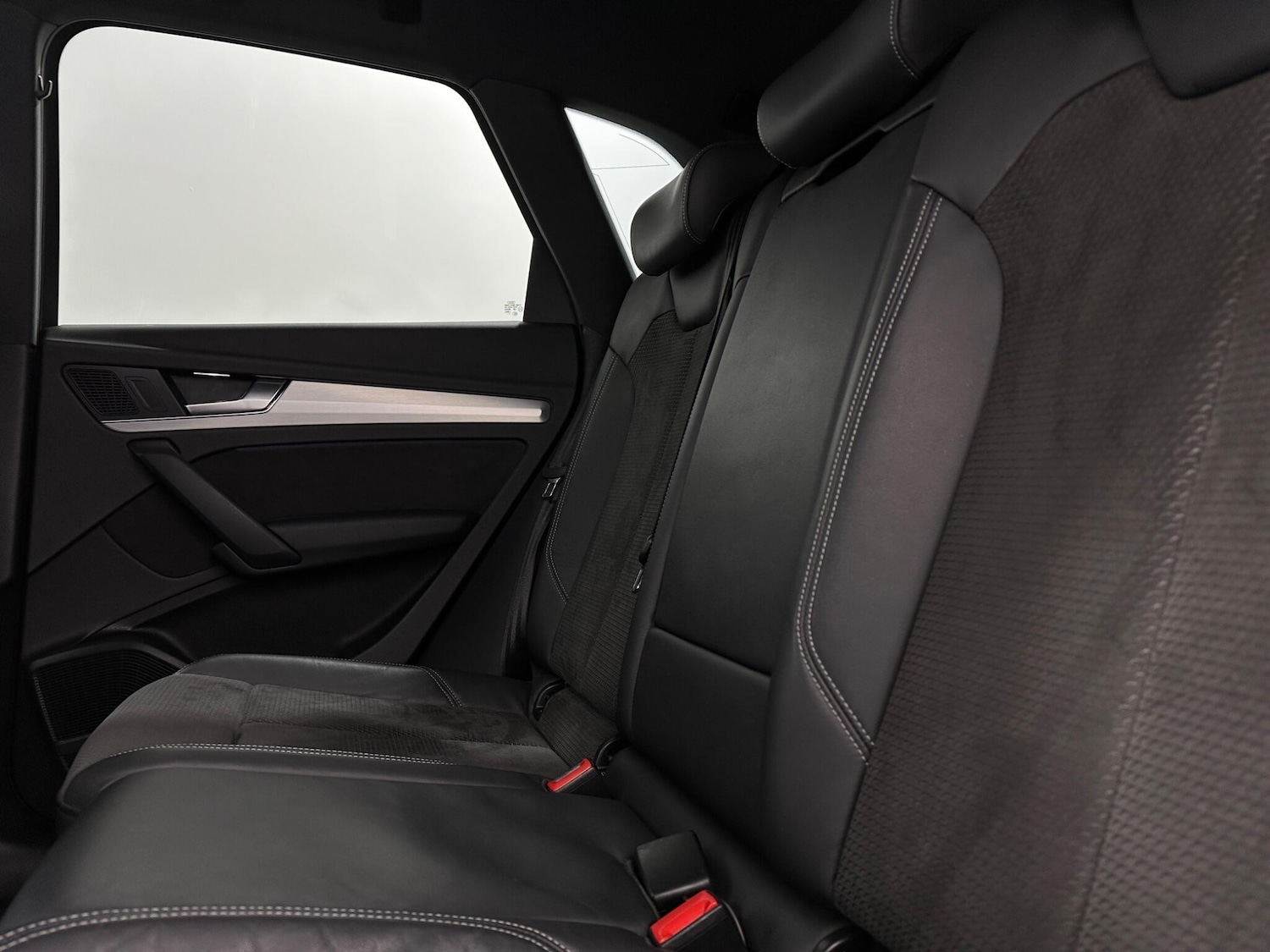 Used Audi Q5 2018 for sale - 76878953: Photo 40