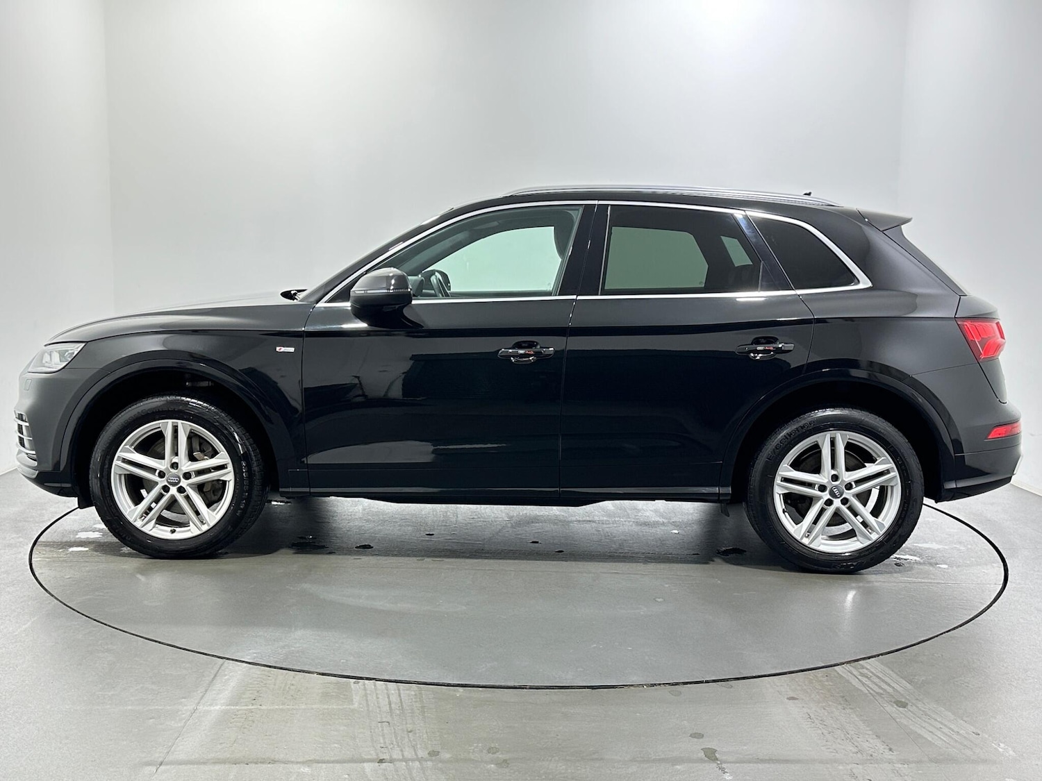 Used Audi Q5 2018 for sale - 76878953: Photo 5