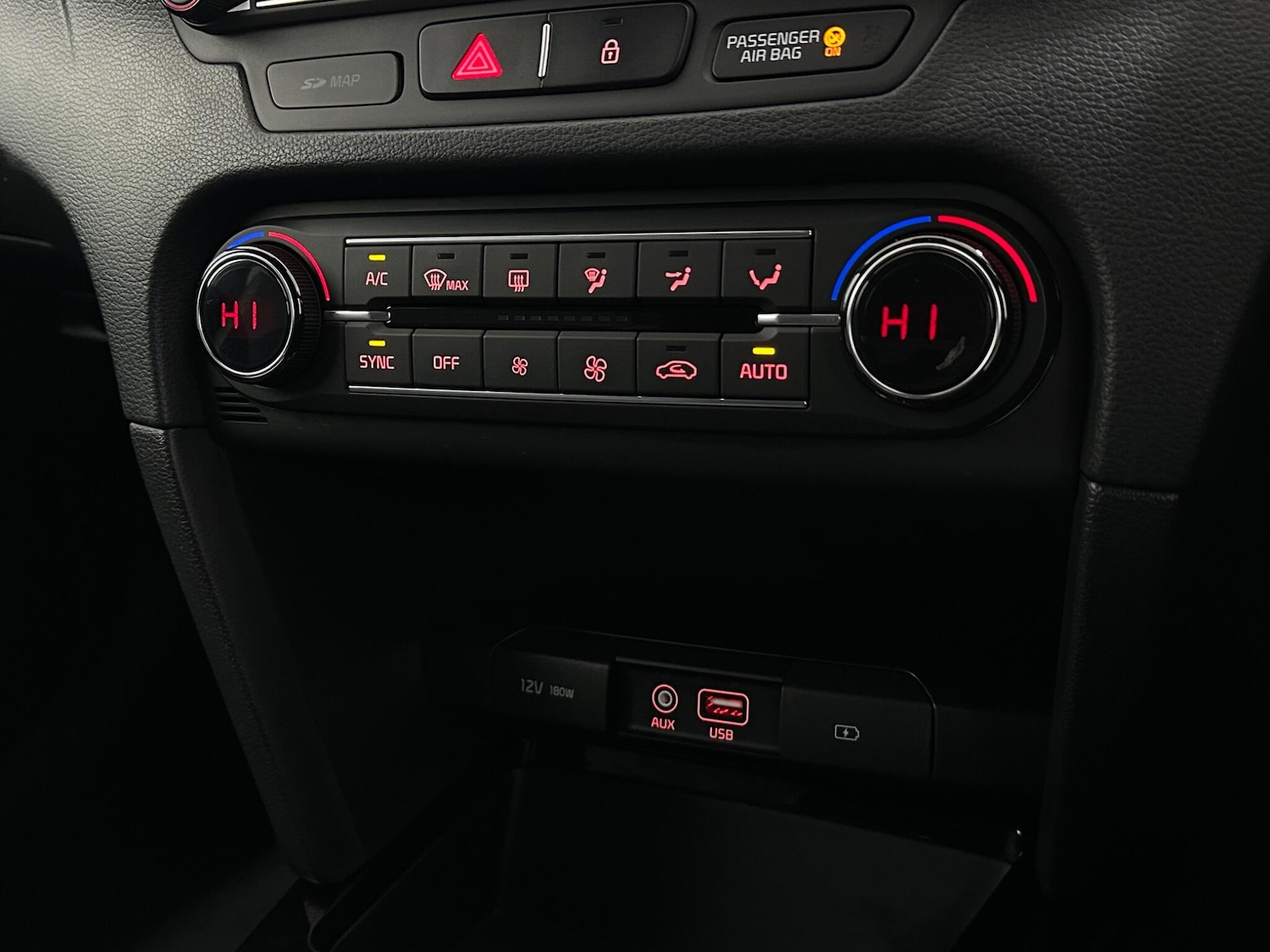 Used Kia Ceed 2019 for sale - 76965207: Photo 19