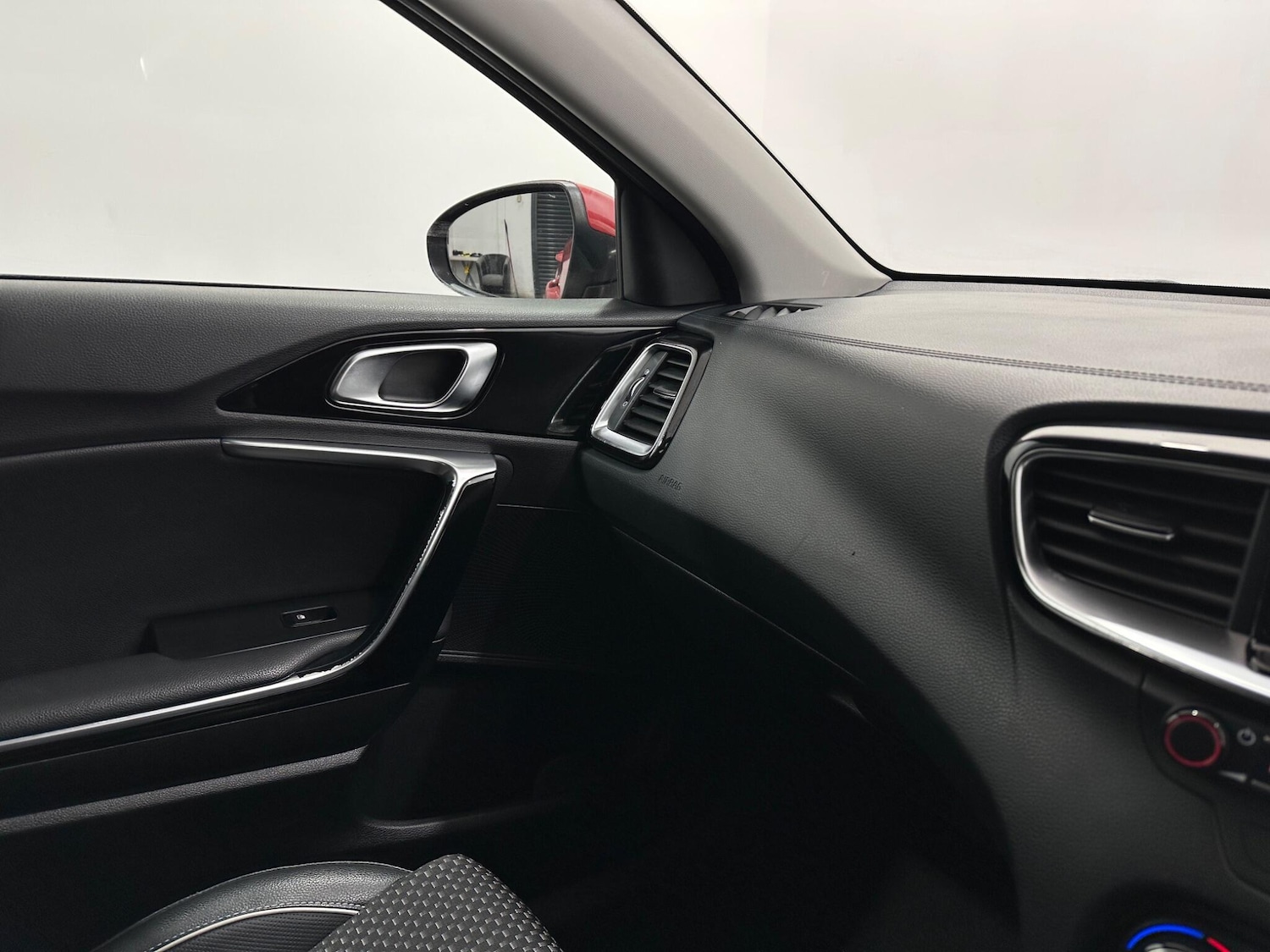 Used Kia Ceed 2019 for sale - 76965207: Photo 24