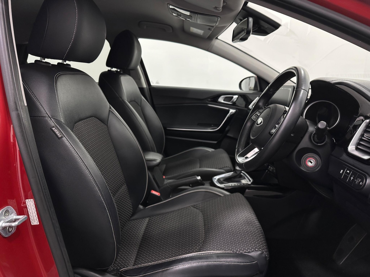 Used Kia Ceed 2019 for sale - 76965207: Photo 27