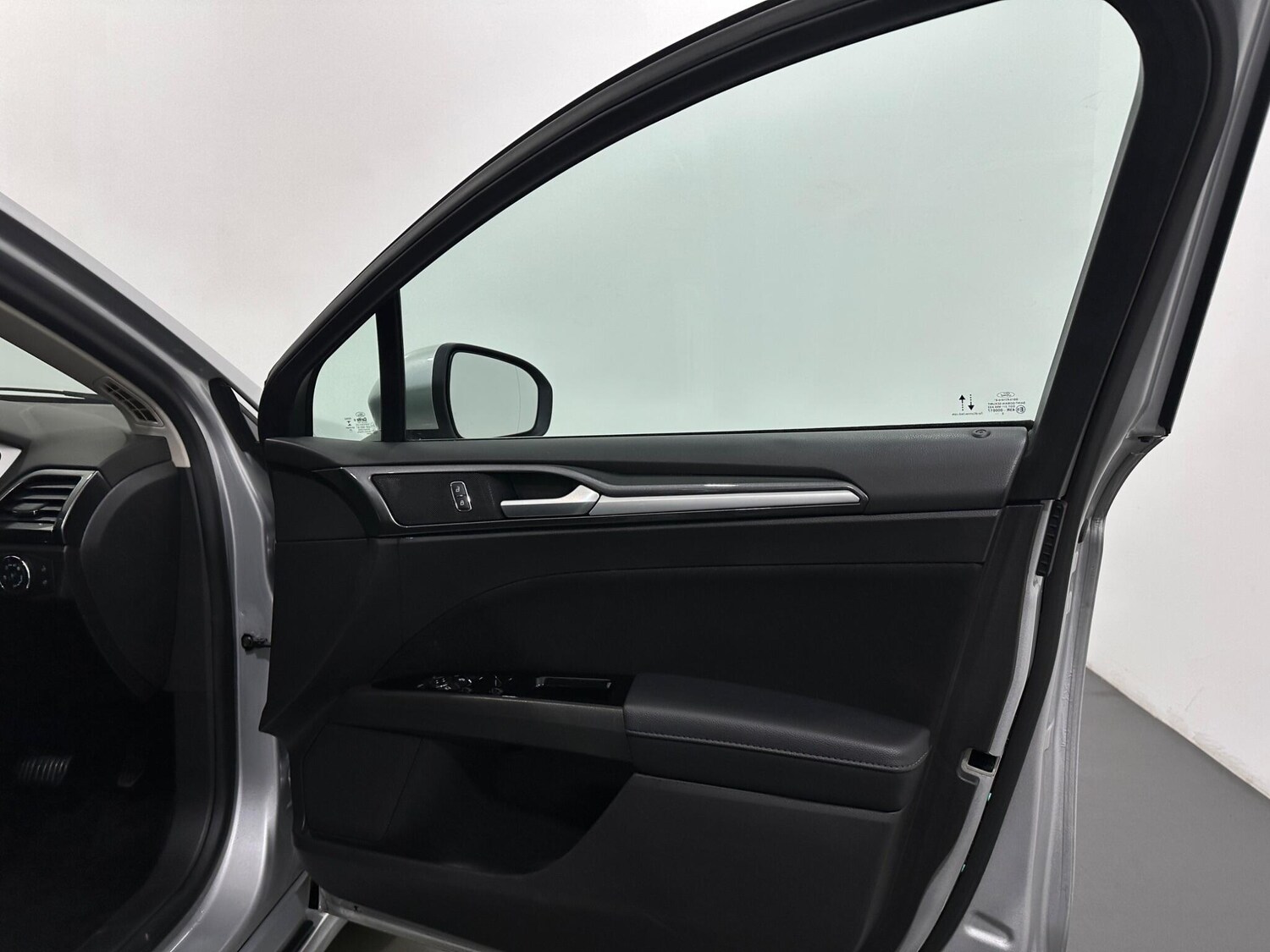 Used Ford Mondeo for sale - 77497280: Photo 33