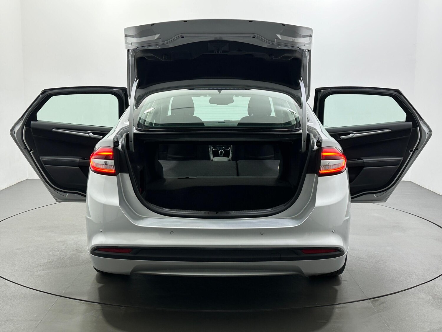 Used Ford Mondeo for sale - 77497280: Photo 44