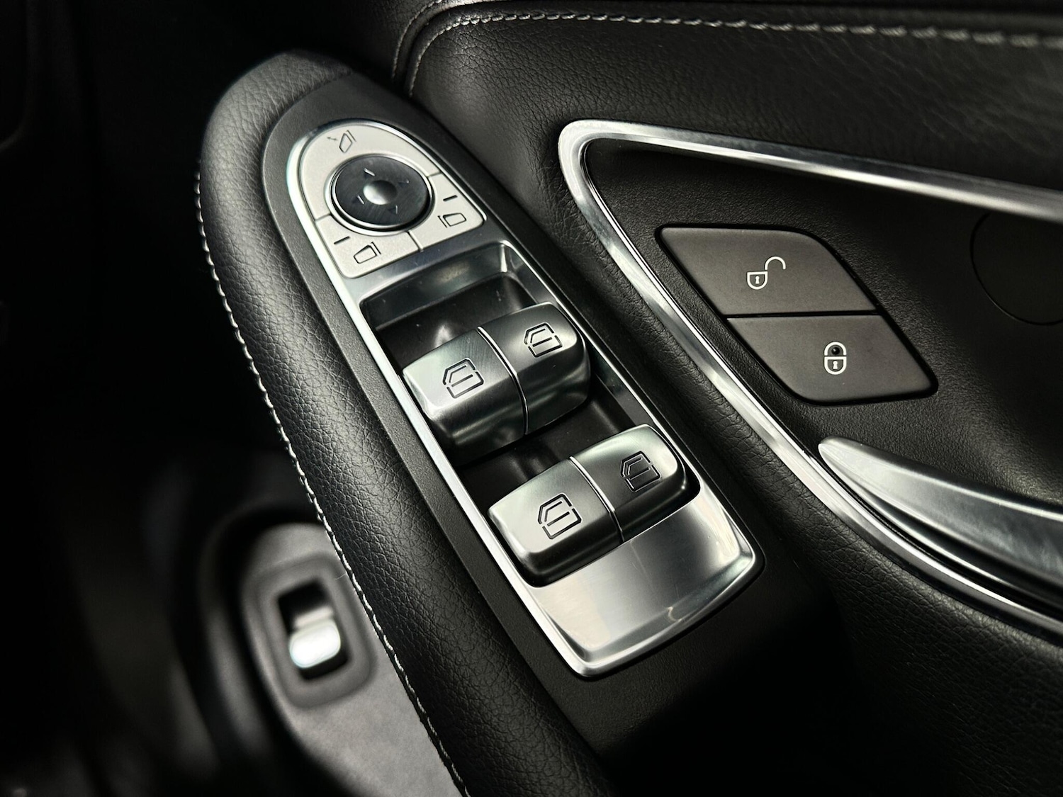 Used Mercedes-Benz C Class 2018 for sale - 77838649: Photo 19