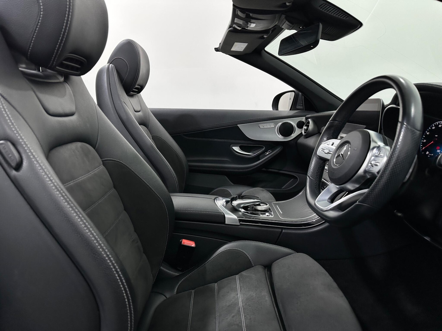 Used Mercedes-Benz C Class 2018 for sale - 77838649: Photo 34