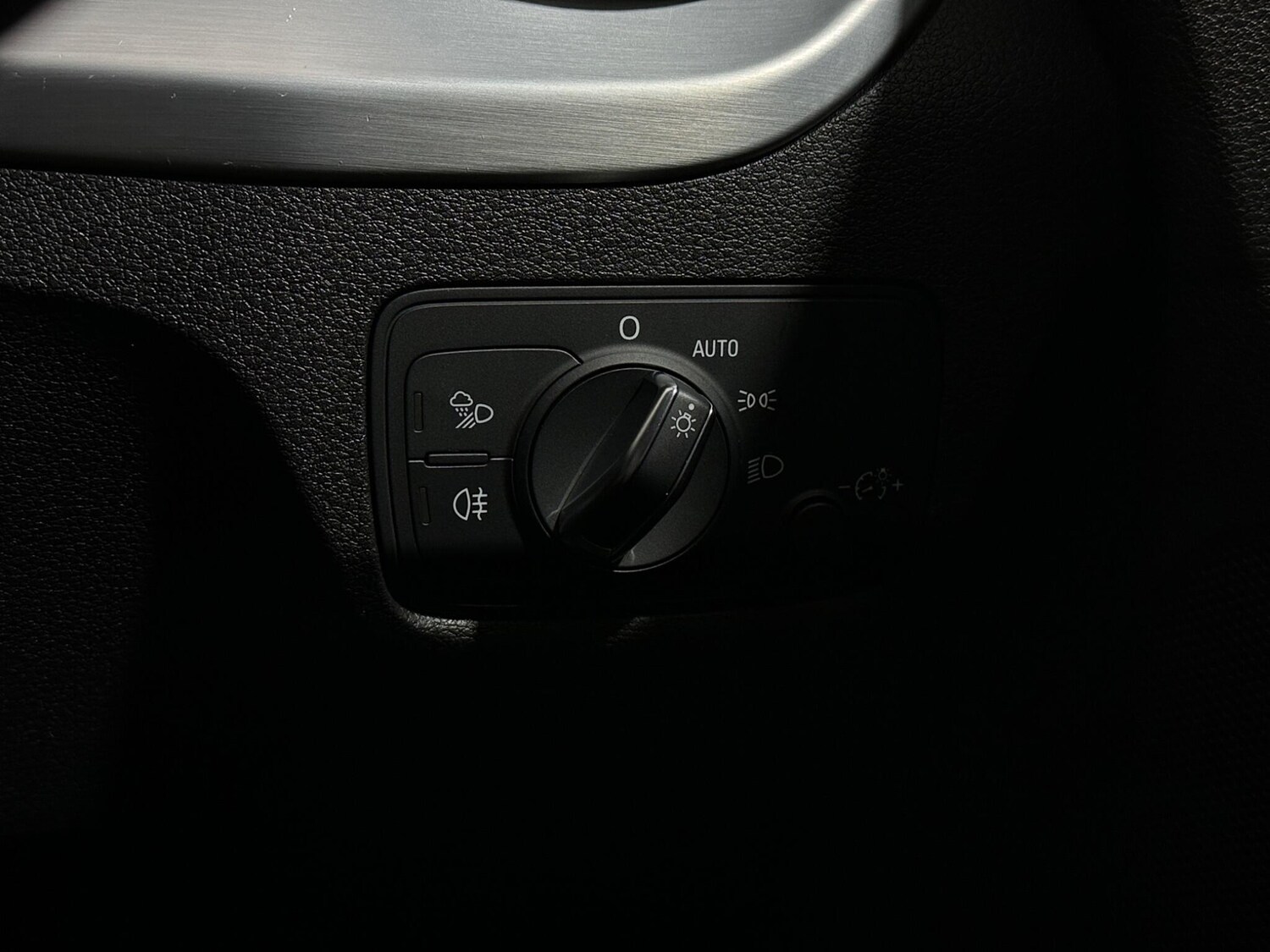 Used Audi Q2 for sale - 77511428: Photo 17