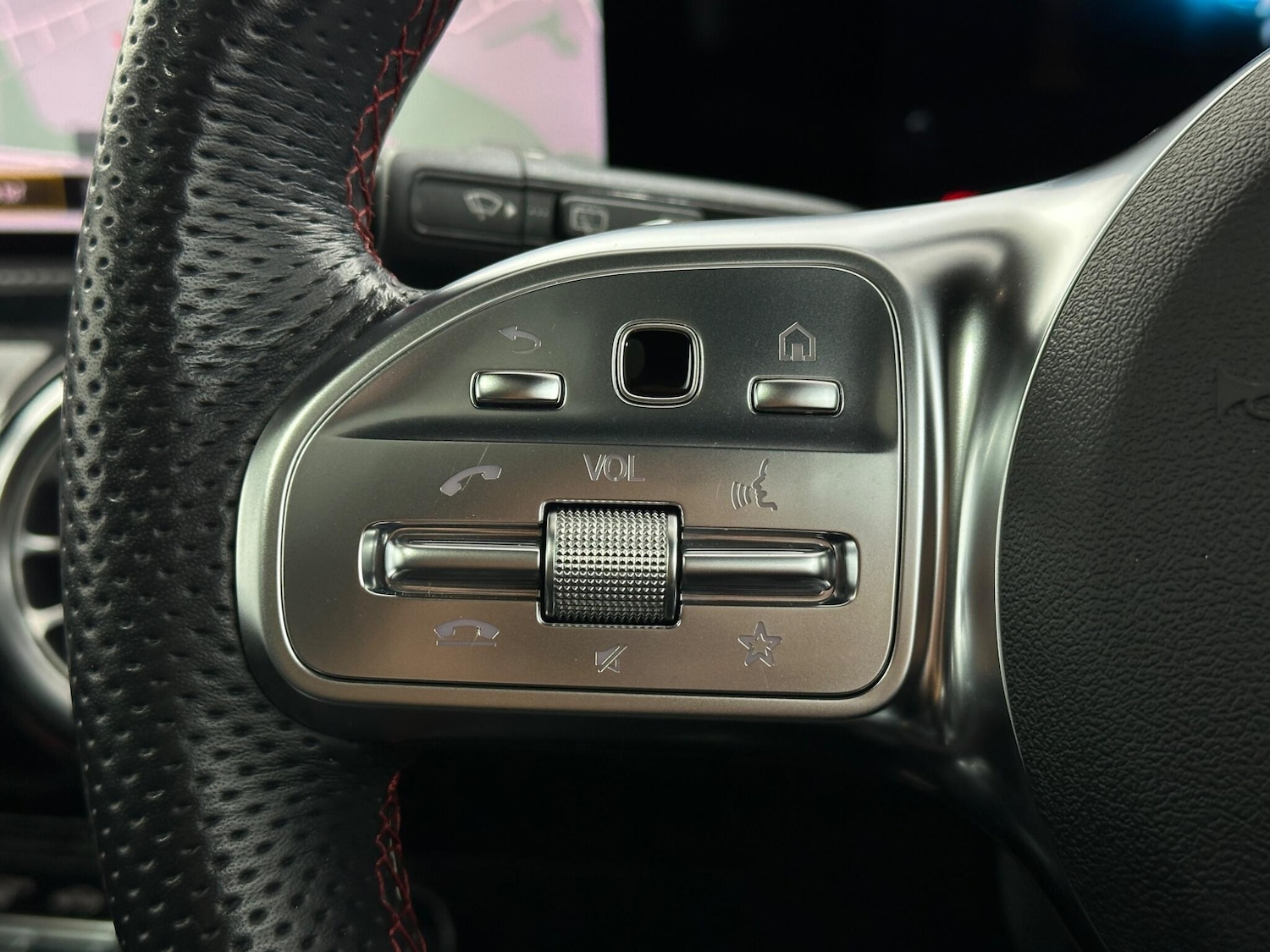 Used Mercedes-Benz A-Class 2018 for sale - 76878948: Photo 13