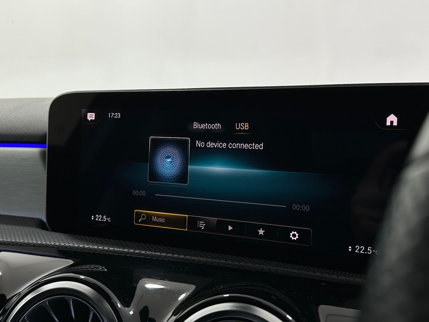 Used Mercedes-Benz A-Class 2018 for sale - 76878948: Photo 26