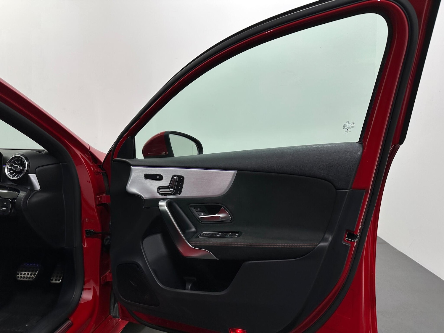 Used Mercedes-Benz A-Class 2018 for sale - 76878948: Photo 34