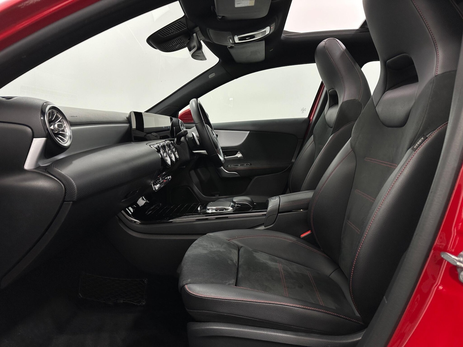 Used Mercedes-Benz A-Class 2018 for sale - 76878948: Photo 35