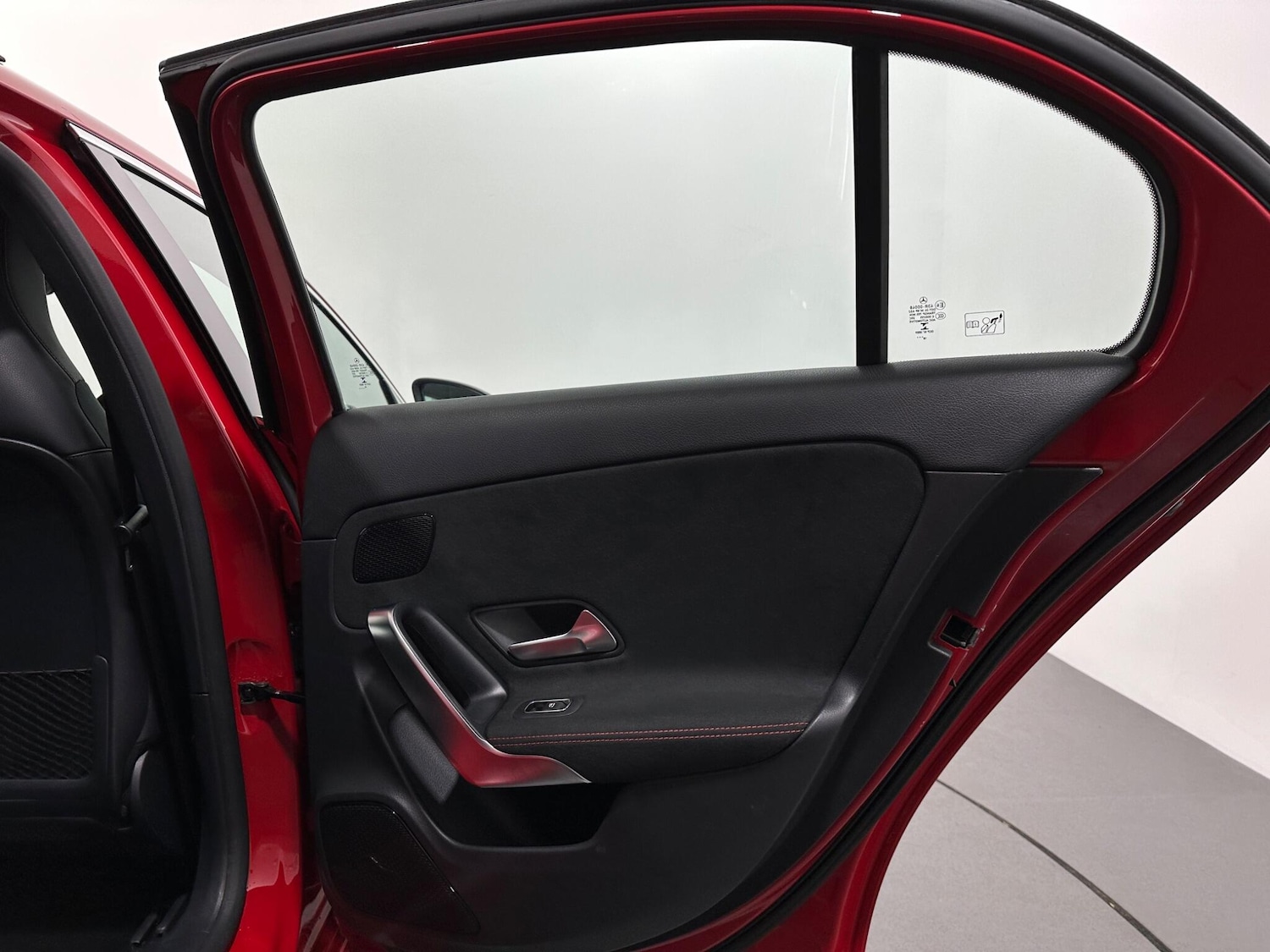 Used Mercedes-Benz A-Class 2018 for sale - 76878948: Photo 45