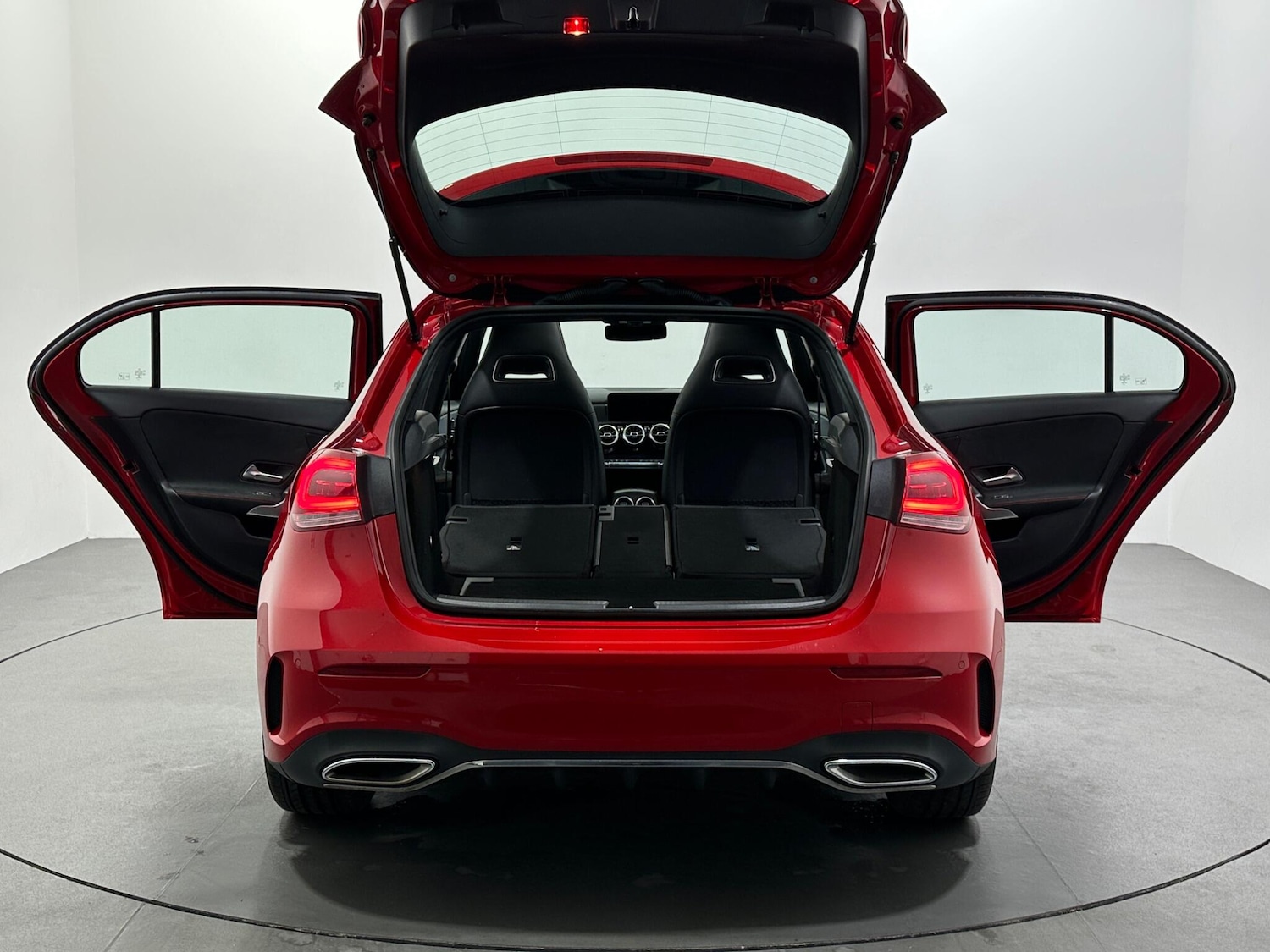 Used Mercedes-Benz A-Class 2018 for sale - 76878948: Photo 46