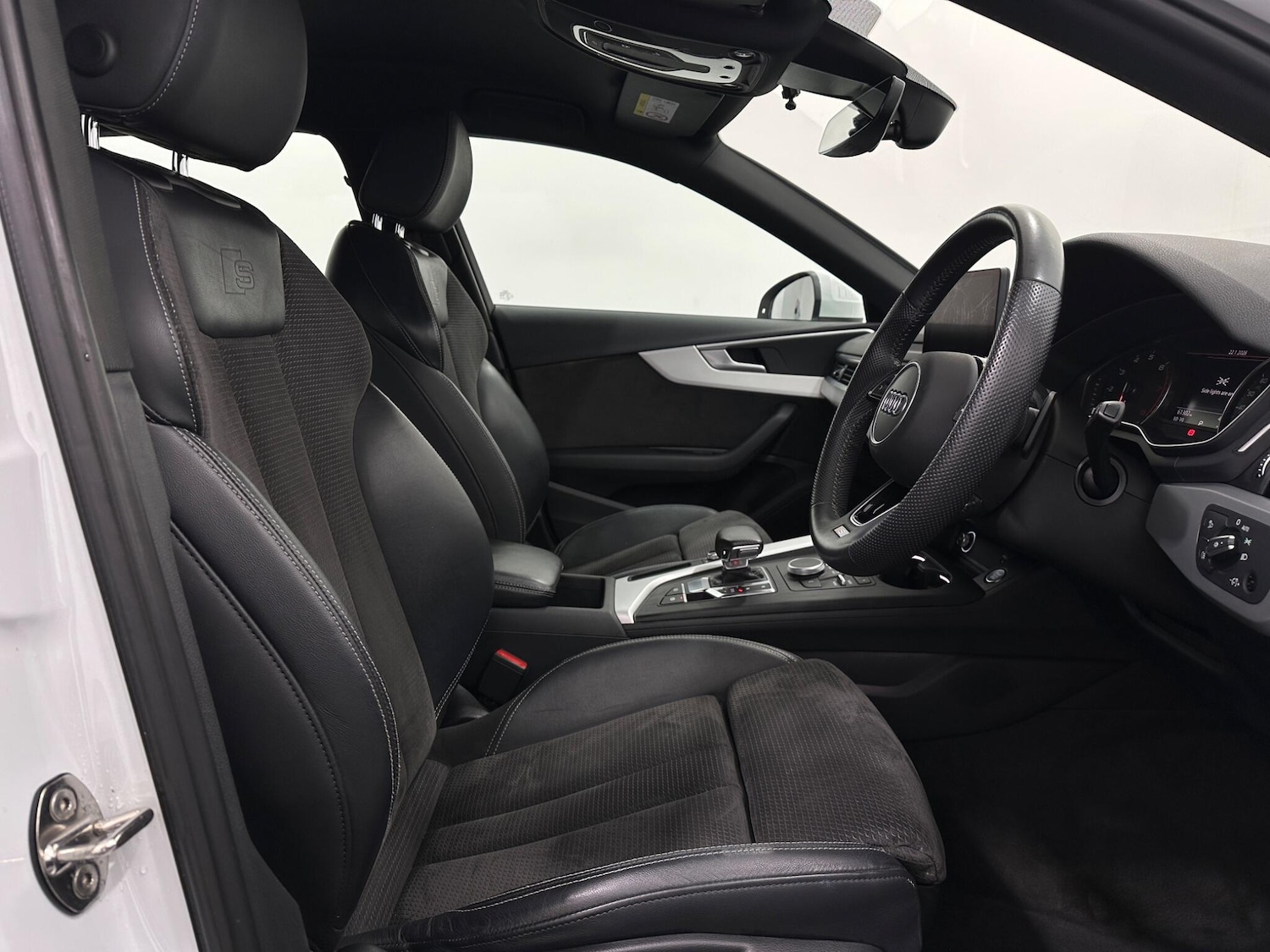 Used Audi A4 2019 for sale - 77290929: Photo 30