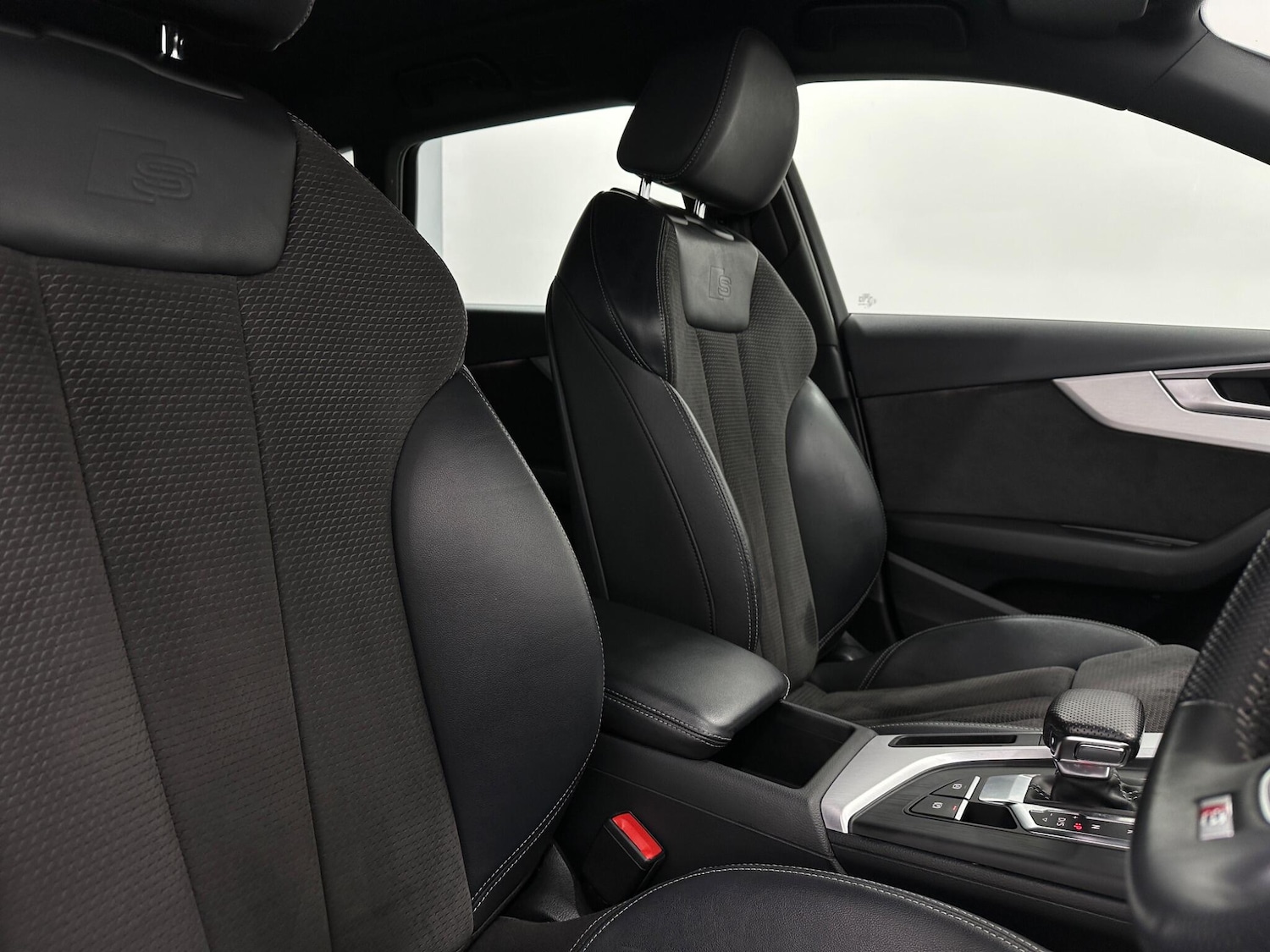 Used Audi A4 2019 for sale - 77290929: Photo 31