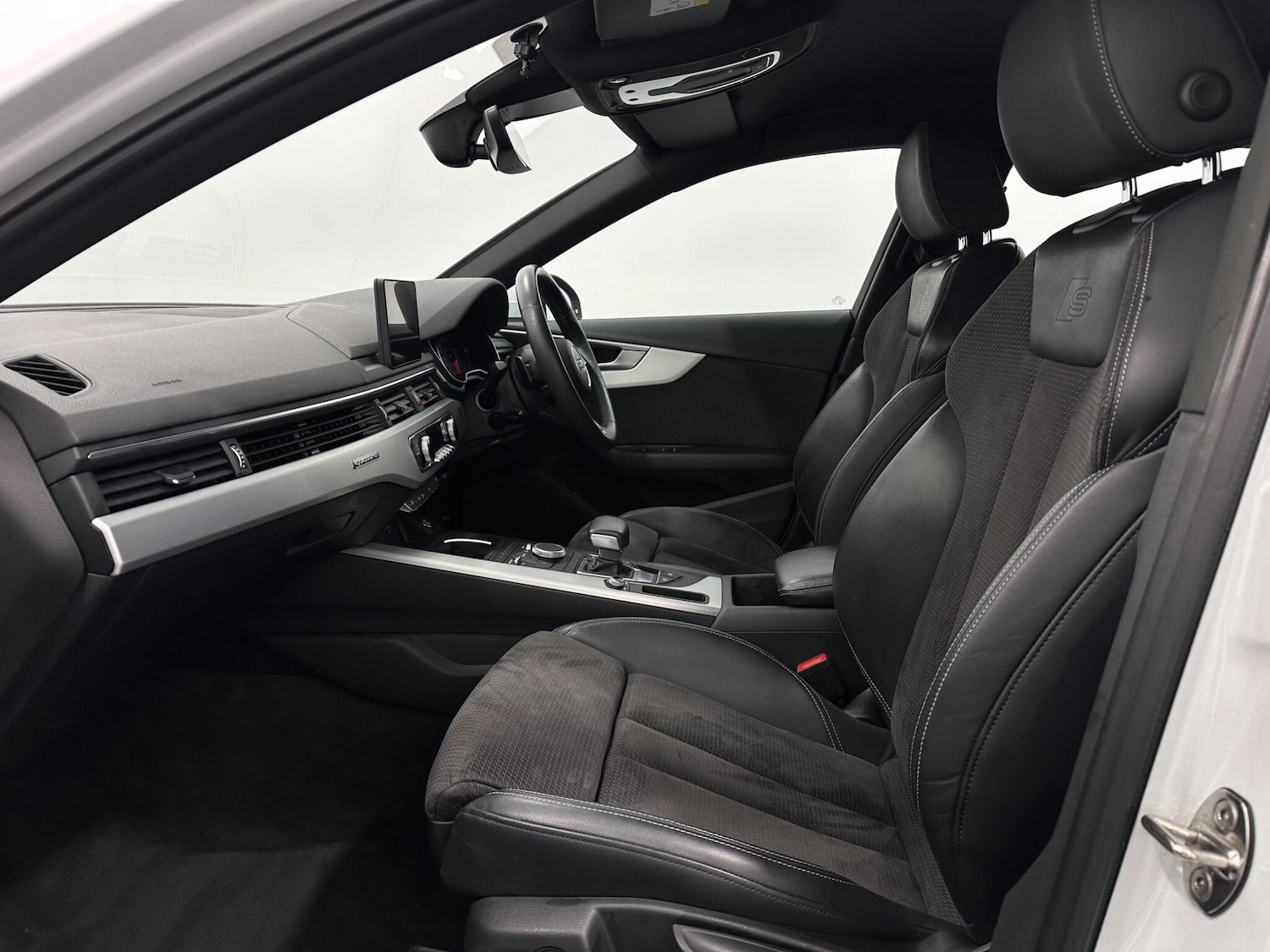 Used Audi A4 2019 for sale - 77290929: Photo 34