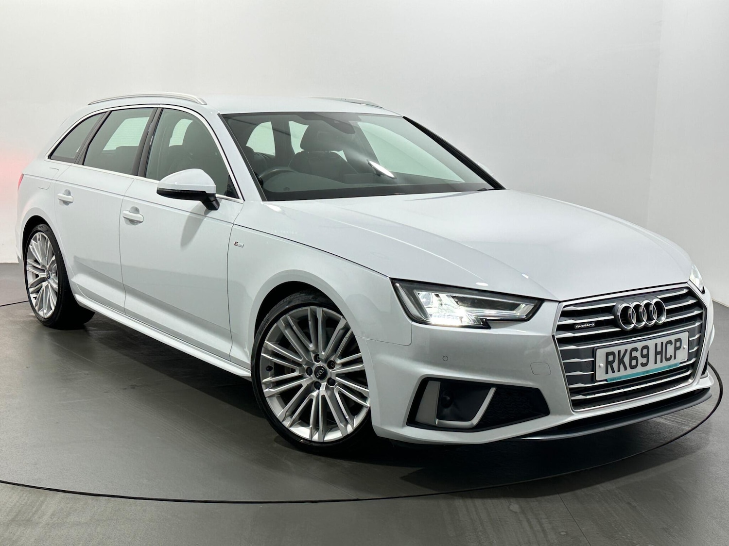 Used Audi A4 2019 for sale - 77290929: Photo 55