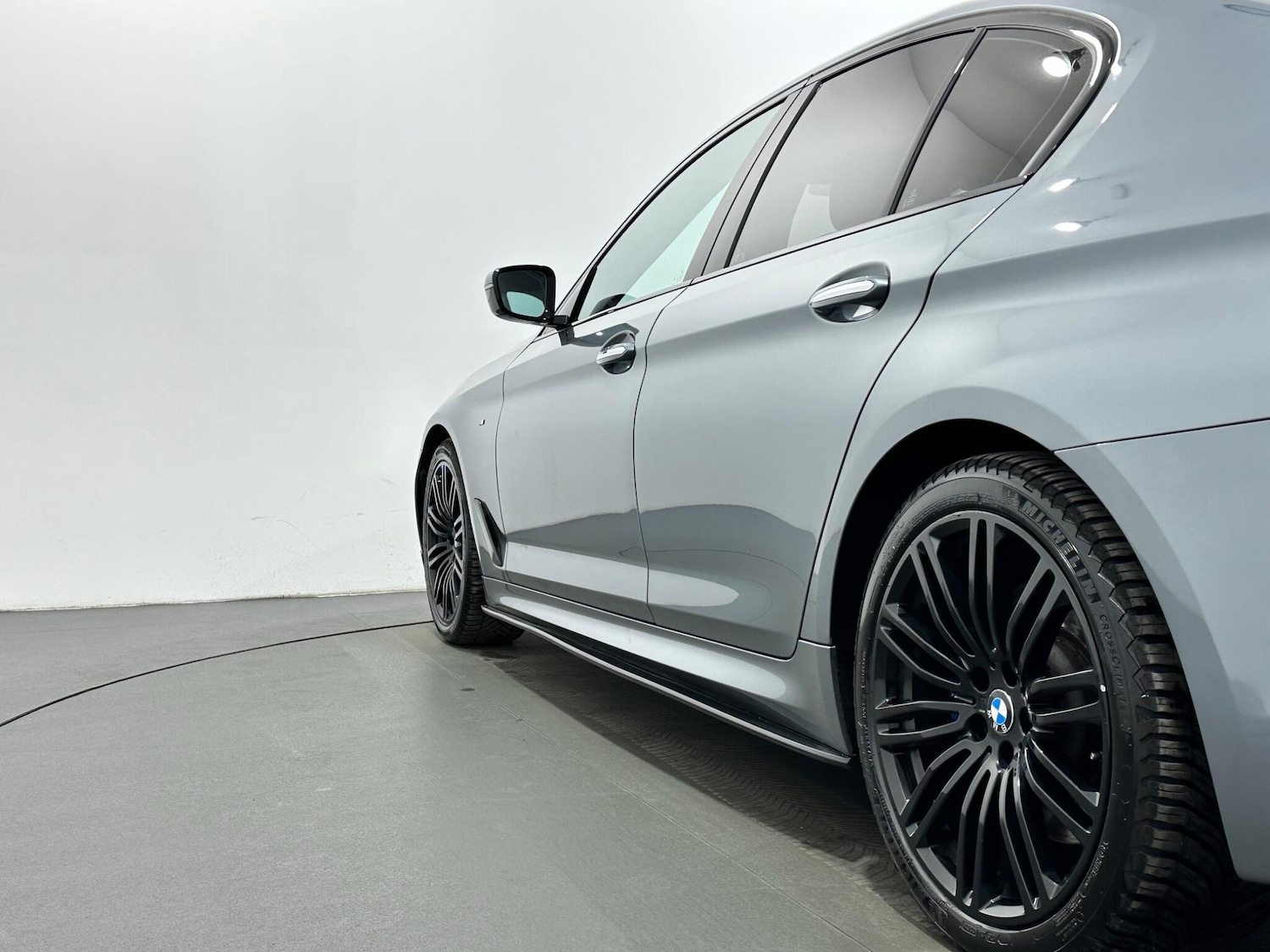 Used BMW 5 Series for sale - 77696472: Photo 48