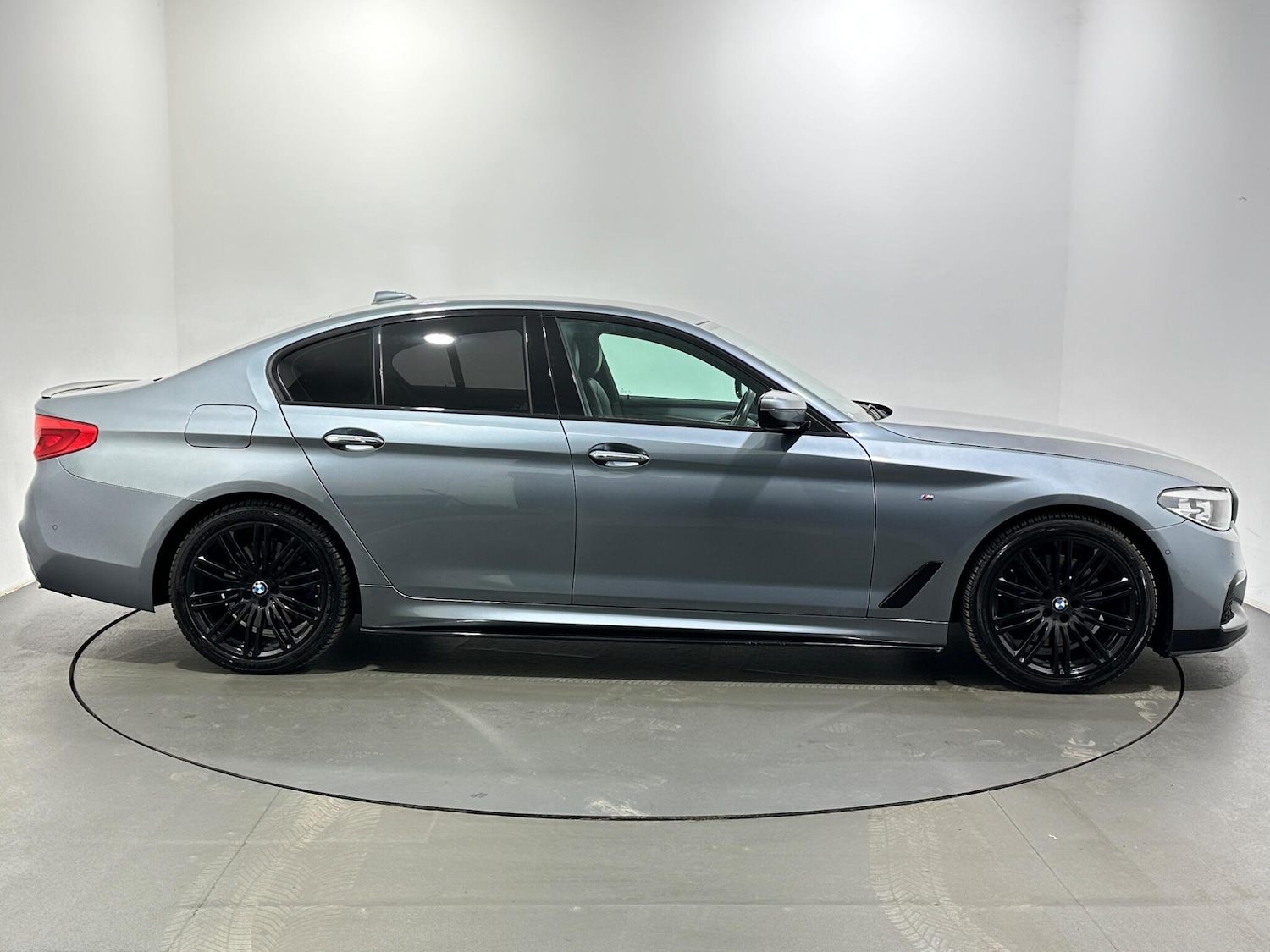 Used BMW 5 Series for sale - 77696472: Photo 9