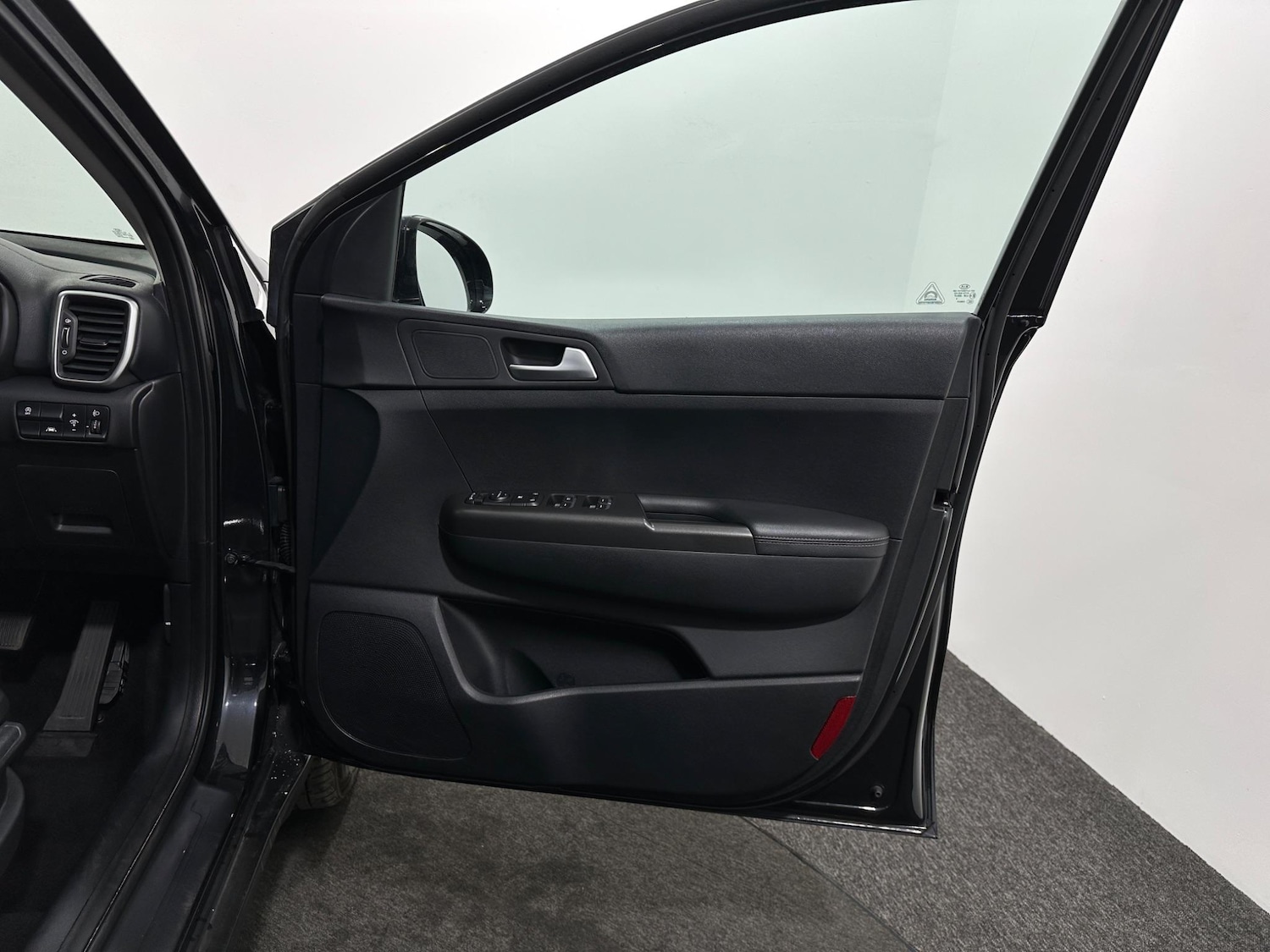 Used Kia Sportage 2018 for sale - 76878467: Photo 32