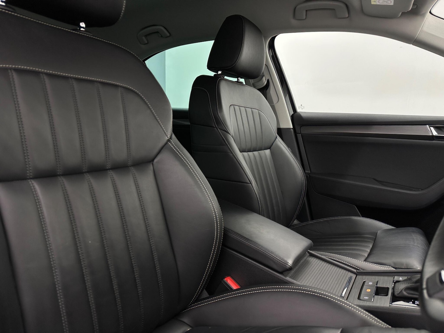 Used Skoda Superb 2019 for sale - 77053955: Photo 31